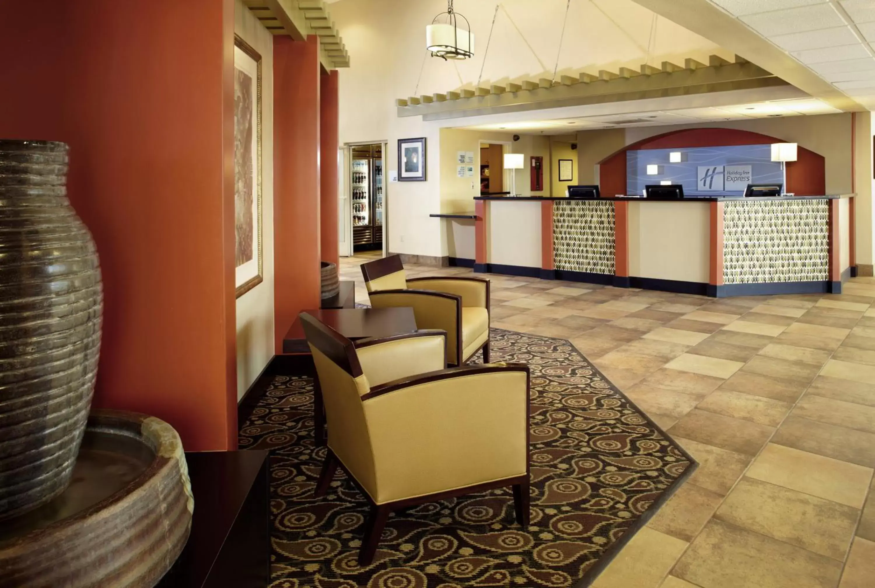 Property building in Holiday Inn Express Hotel & Suites Scottsdale - Old Town by IHG Property building in Holiday Inn Express Hotel & Suites Scottsdale - Old Town by IHG