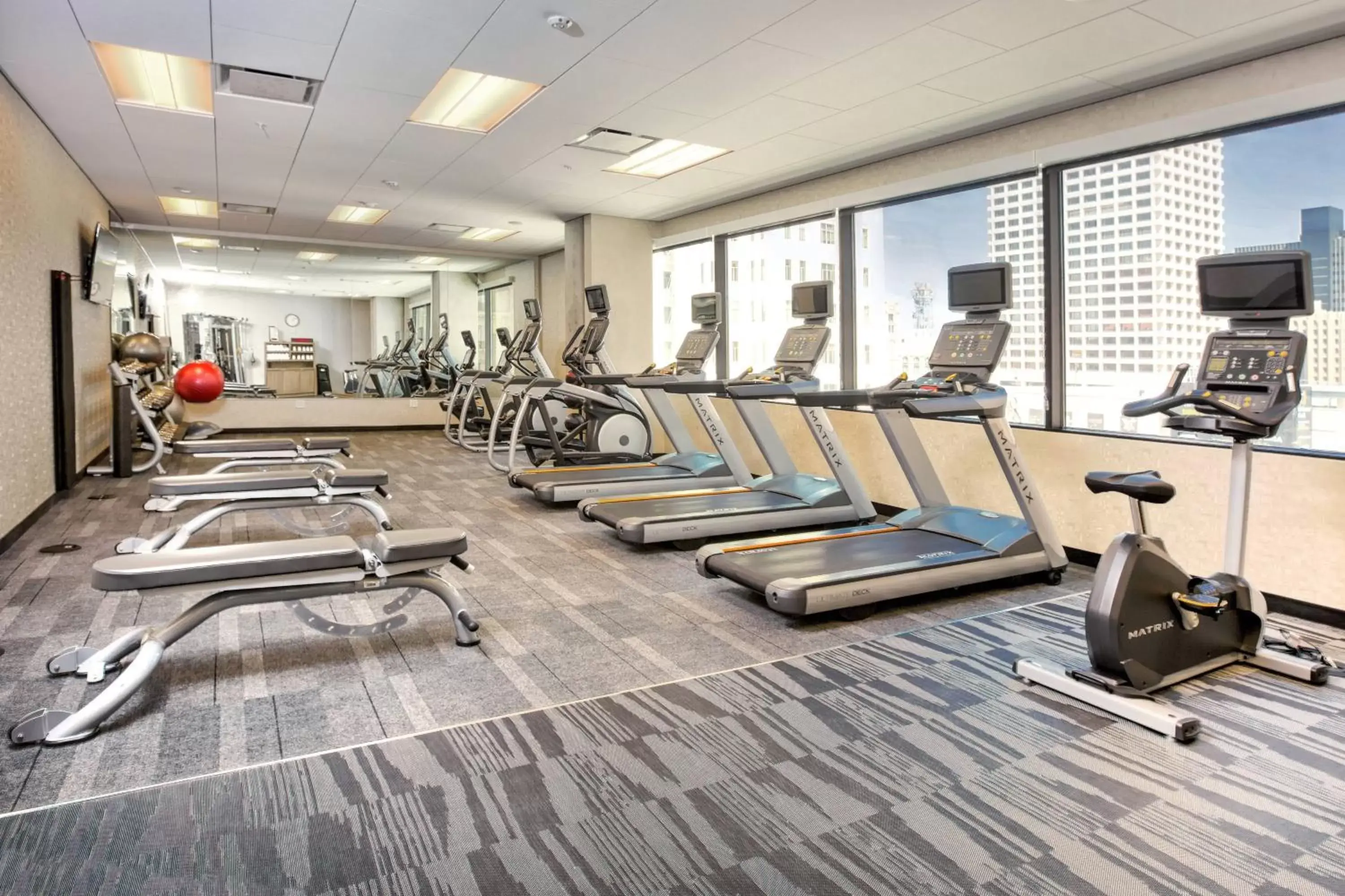 Fitness centre/facilities, Fitness Center/Facilities in Courtyard by Marriott Phoenix Downtown