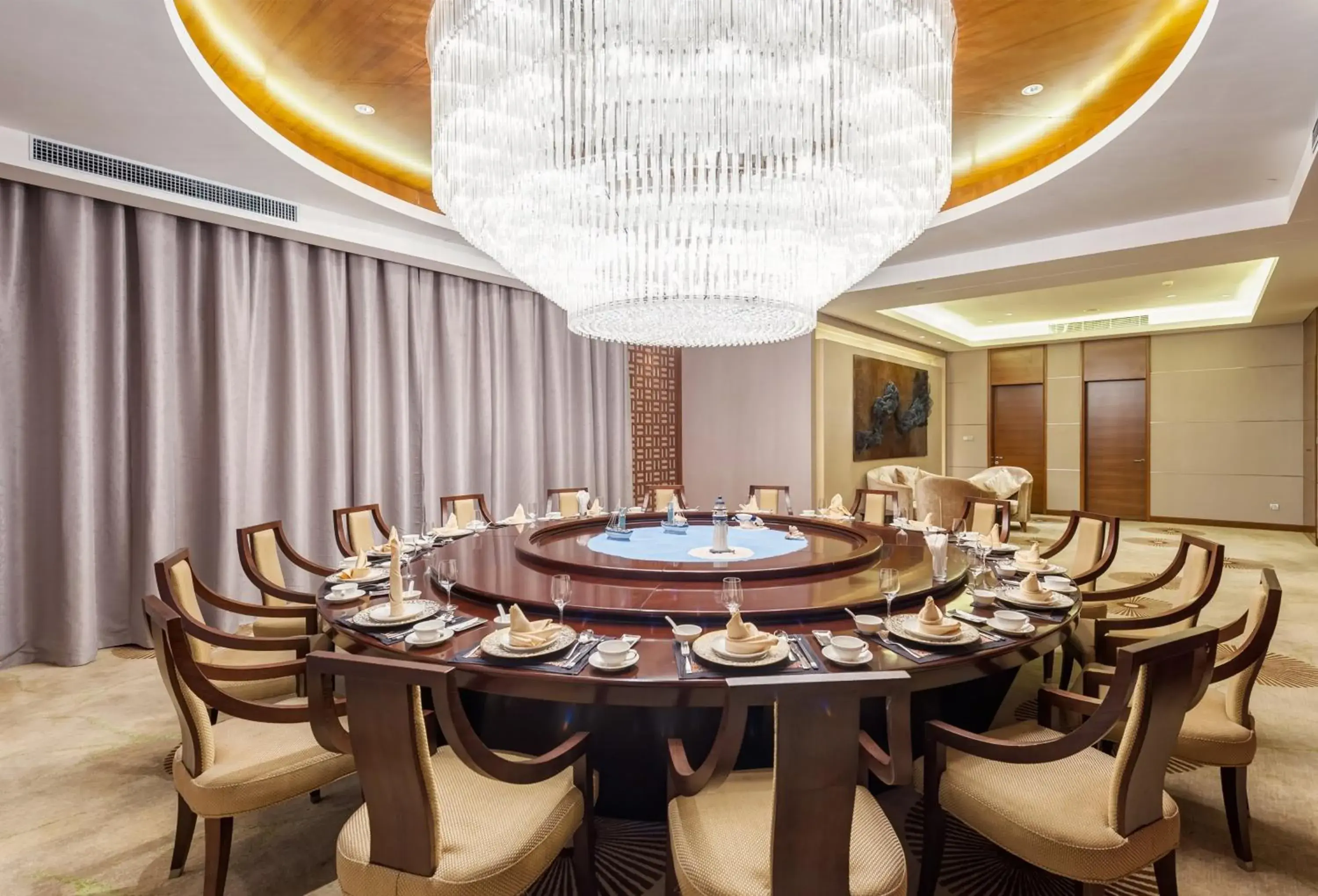 Restaurant/Places to Eat in Holiday Inn Qingdao Expo, an IHG Hotel