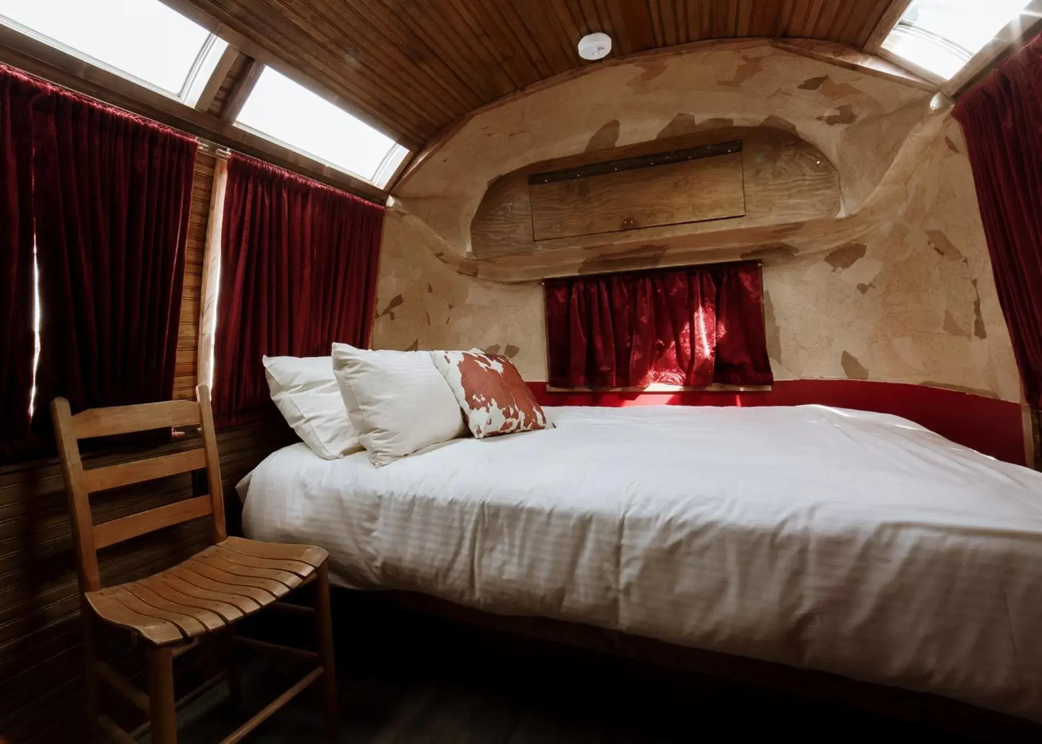 Bed in Hotel Luna Mystica