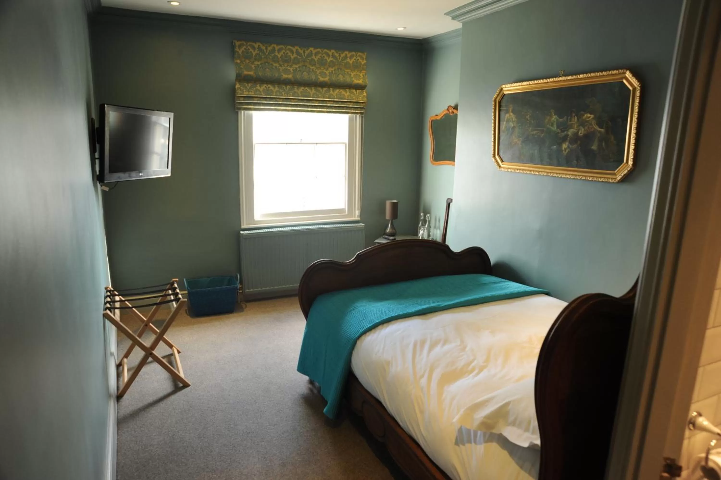 Bedroom, Bed in The Tunbridge Wells Hotel