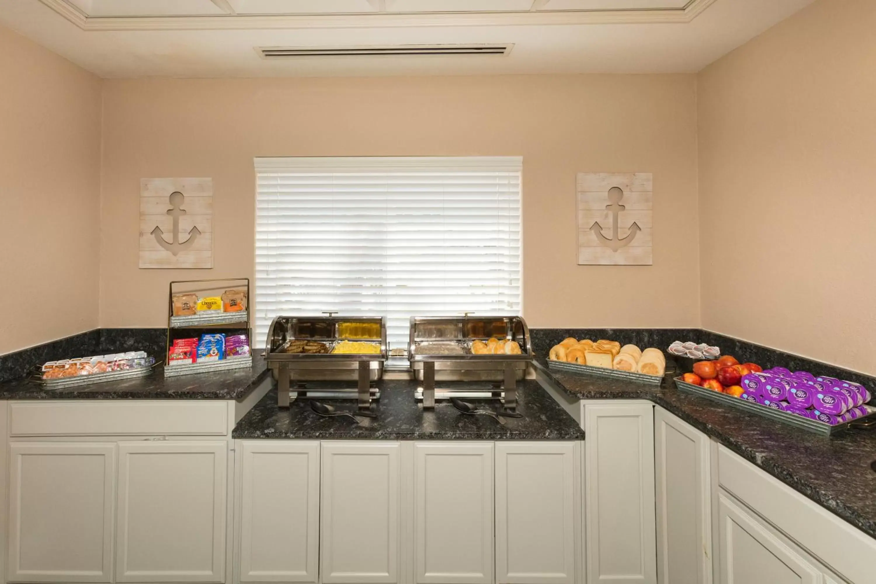 Breakfast in Amelia Hotel at the Beach Breakfast in Amelia Hotel at the Beach