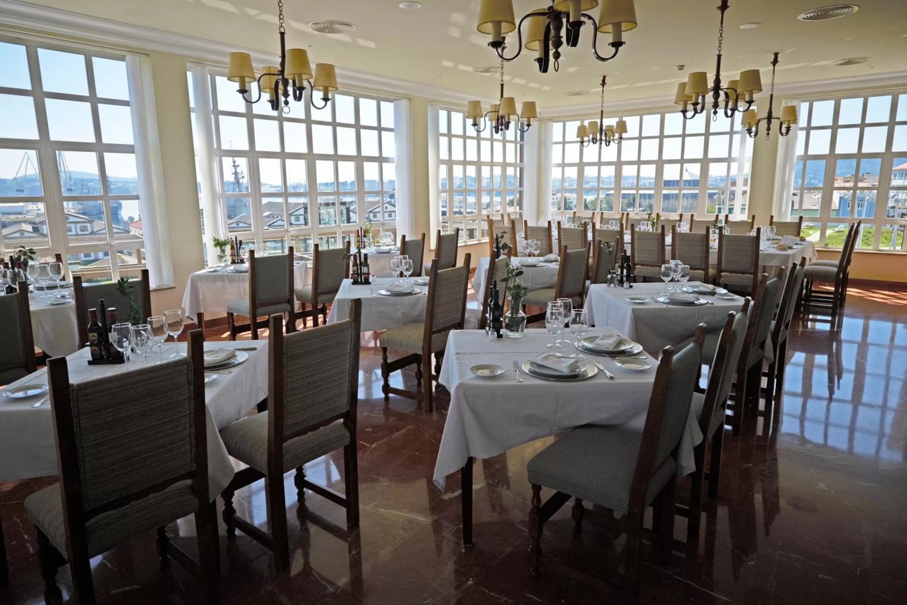 Restaurant/places to eat in Parador de Ferrol