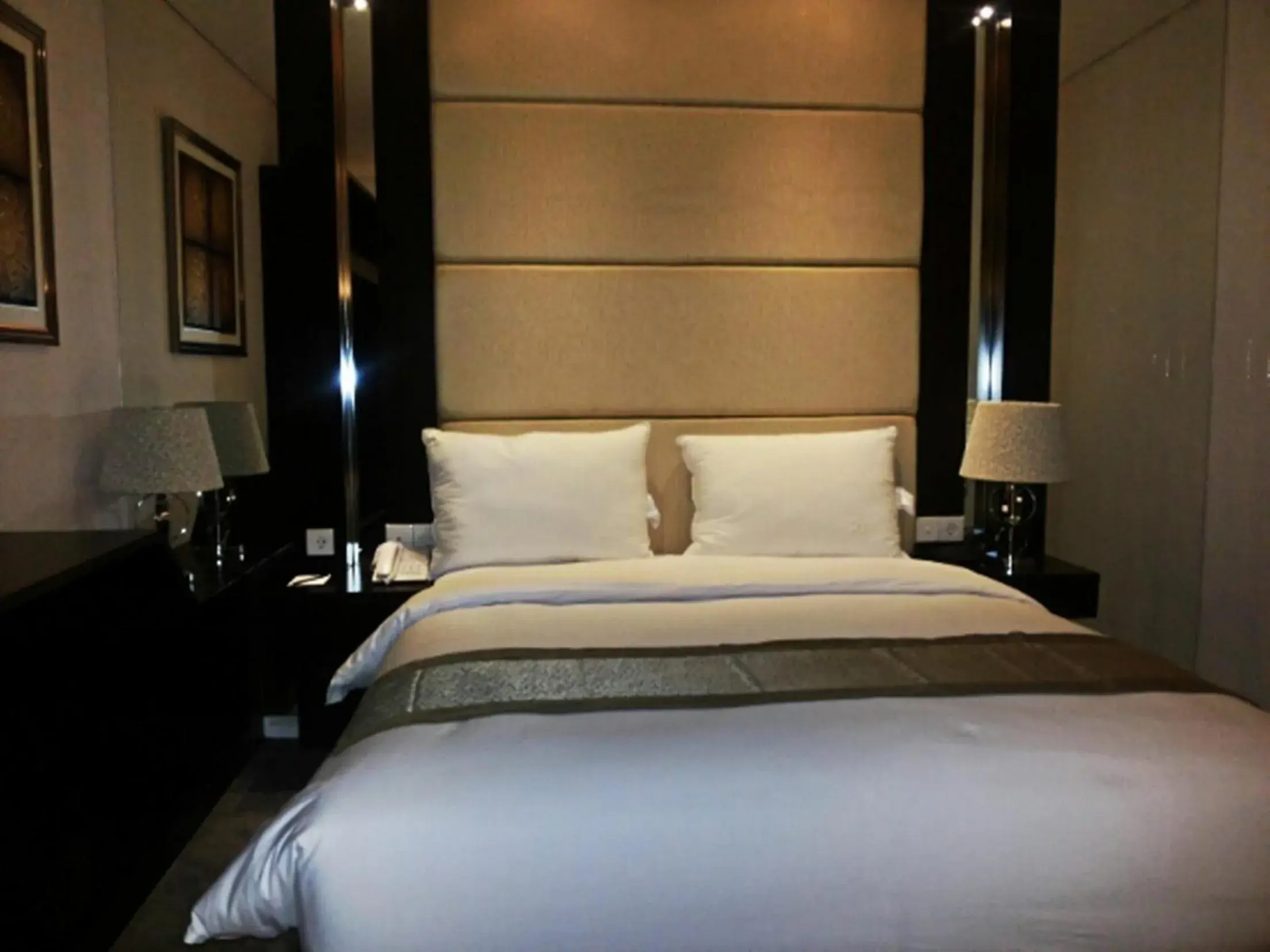 Bed in Serela Waringin by KAGUM Hotels