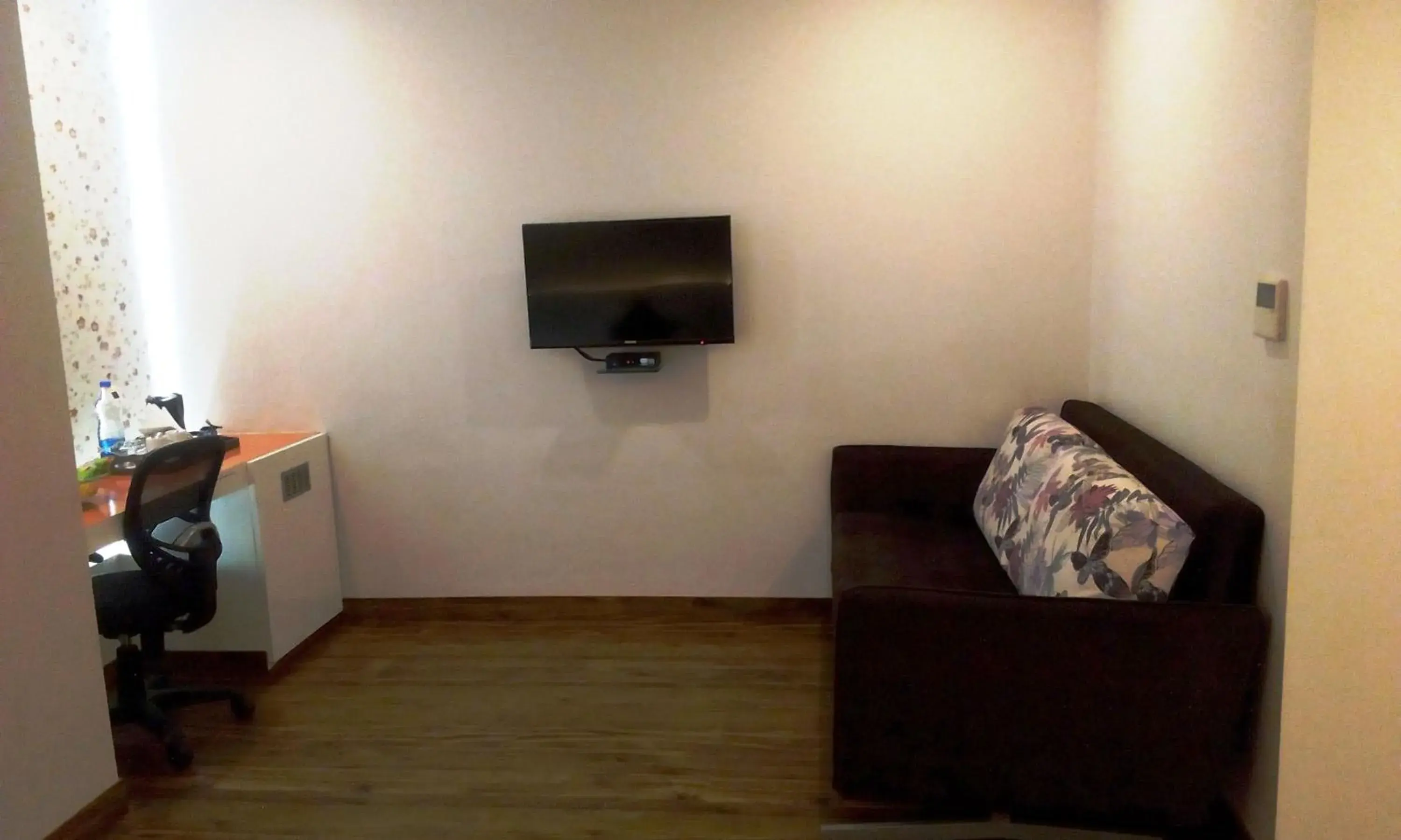 Photo of the whole room in Mango Hotels Prangan Photo of the whole room in Mango Hotels Prangan