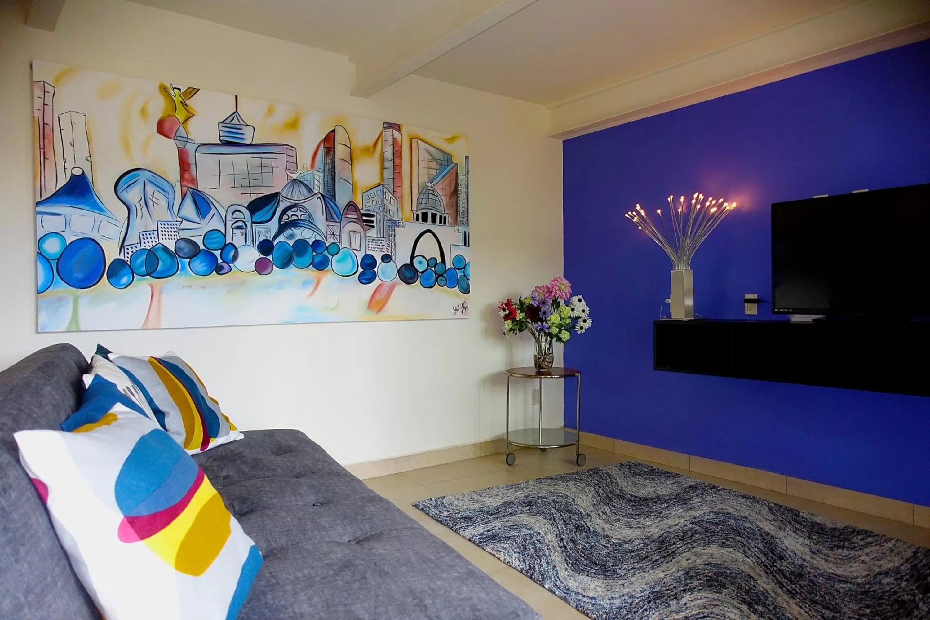 TV and multimedia in Terra Vista