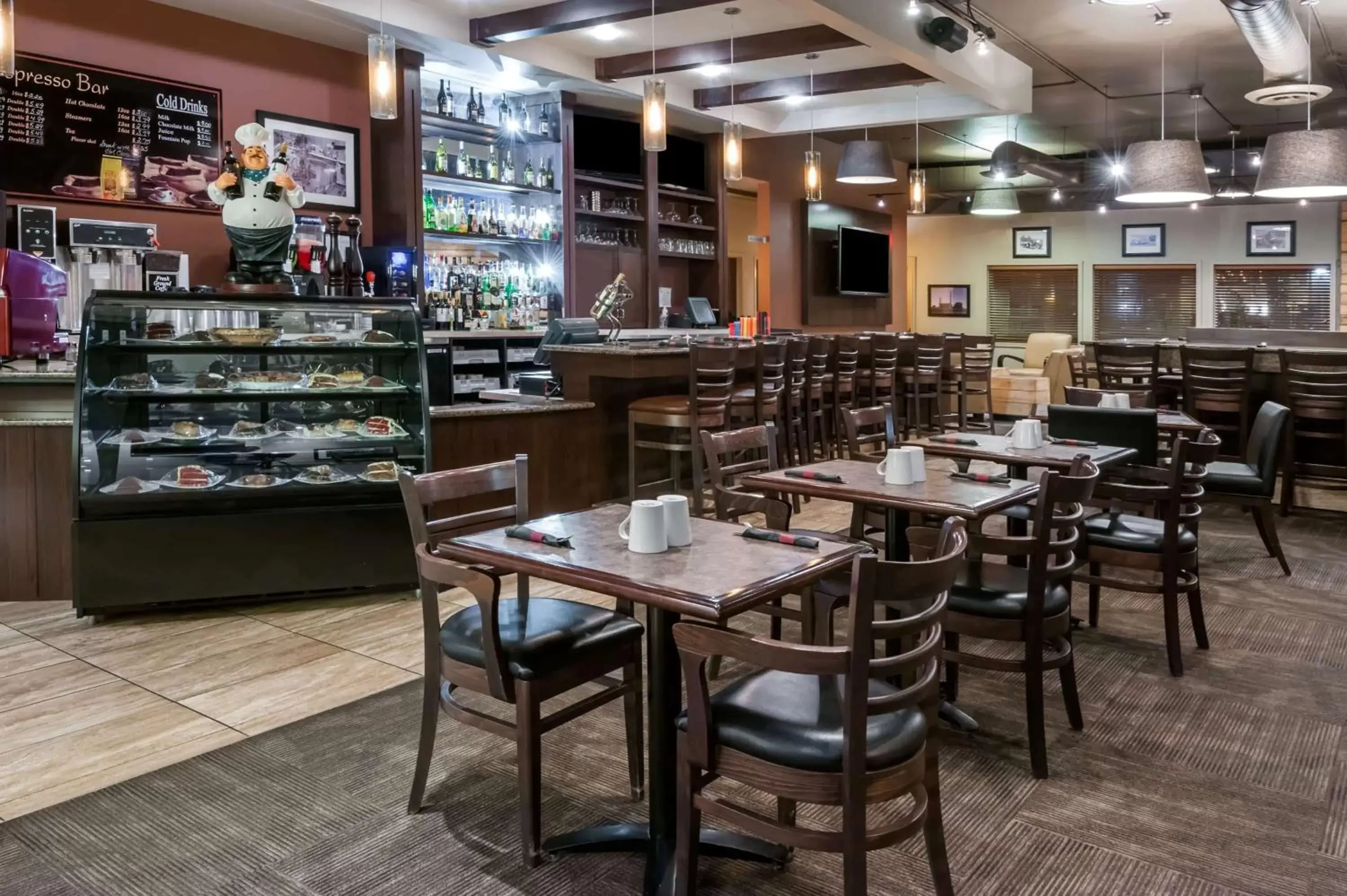Restaurant/Places to Eat in Stony Plain Inn & Suites