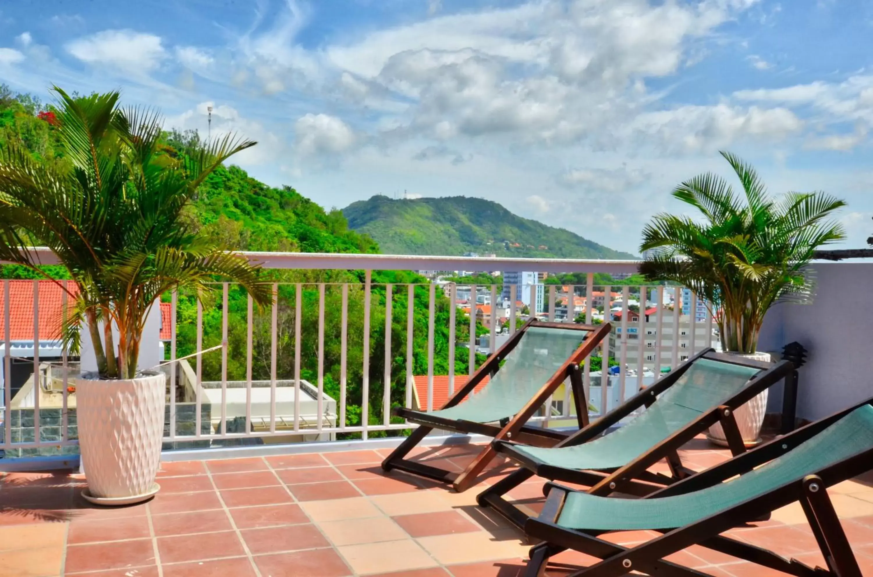 Balcony/Terrace, Mountain View in The Wind Boutique Resort