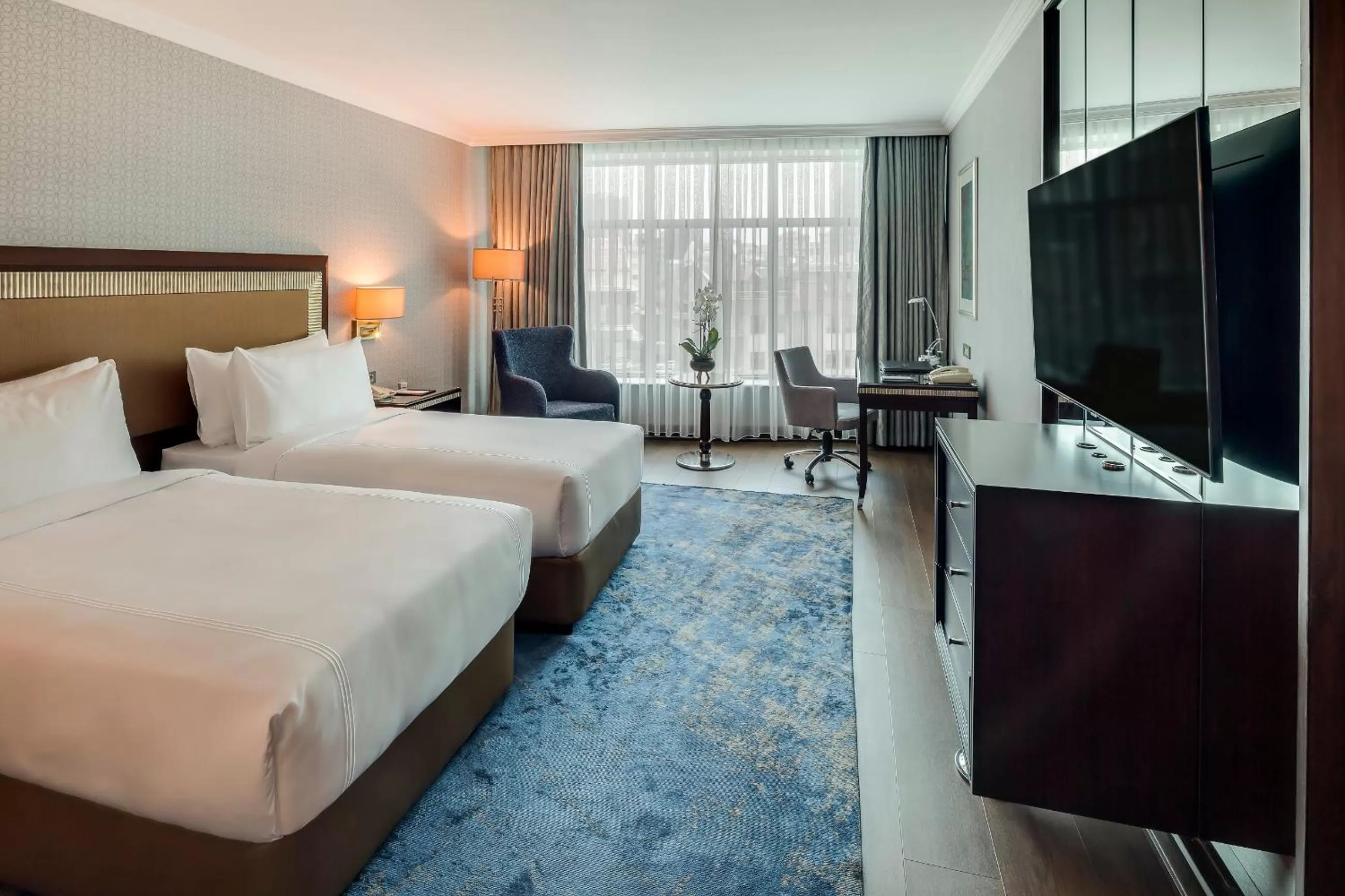 Photo of the whole room, Bed in Divan Ankara