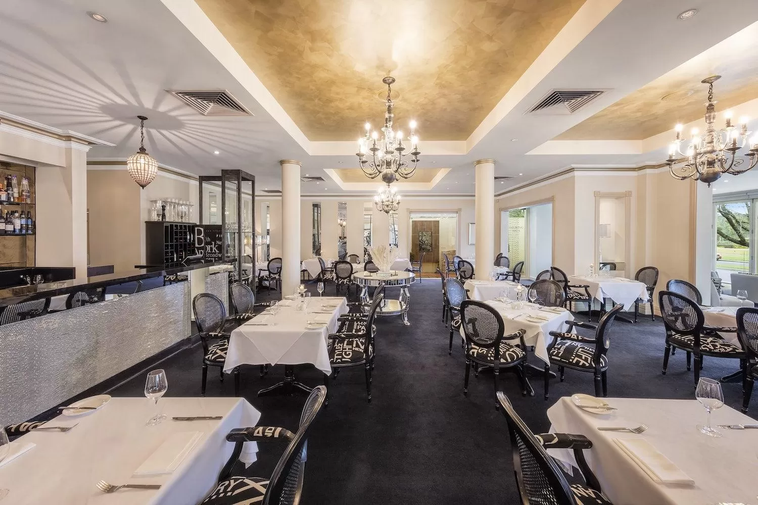 Restaurant/places to eat in The Carrington Hotel