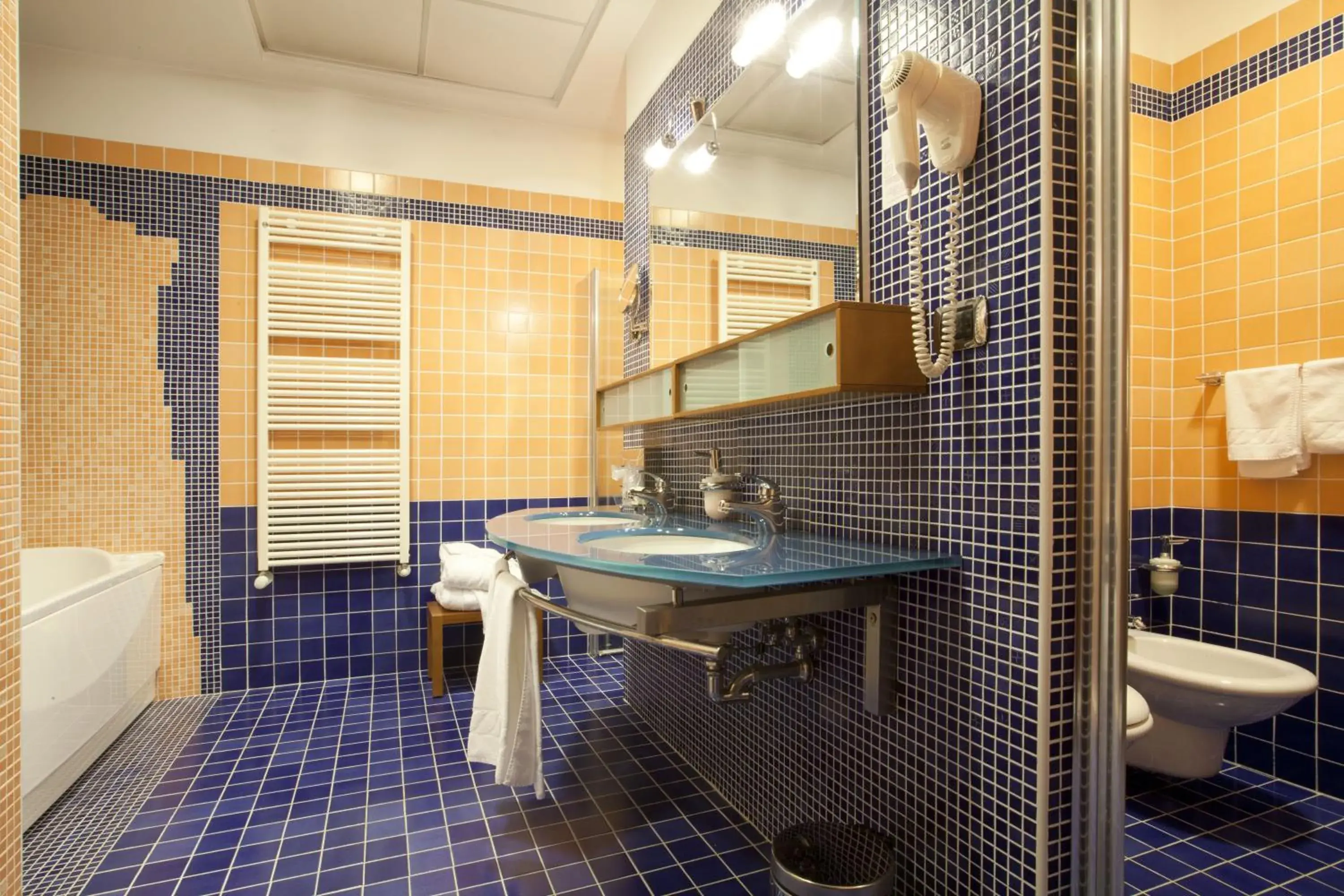 Bathroom in Palace Hotel Moderno