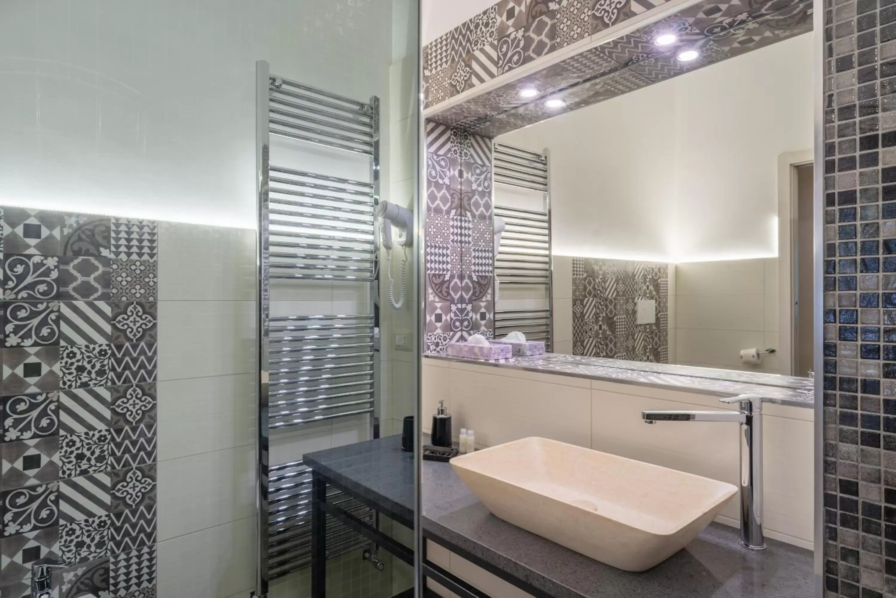 Bathroom in Villa Domus Salento Suites & Rooms con parcheggio privato in loco