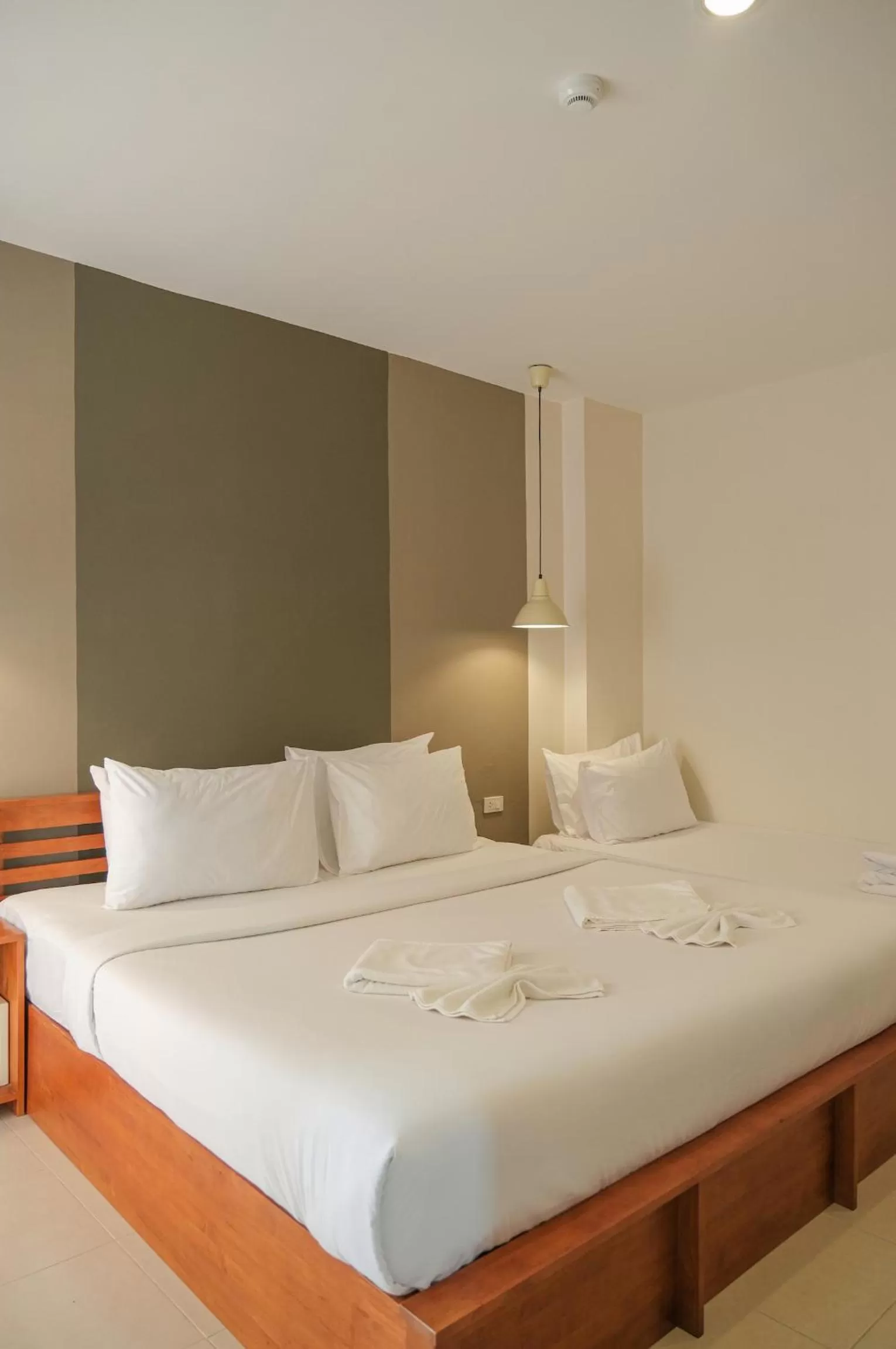 Bed in Krabi Pitta House