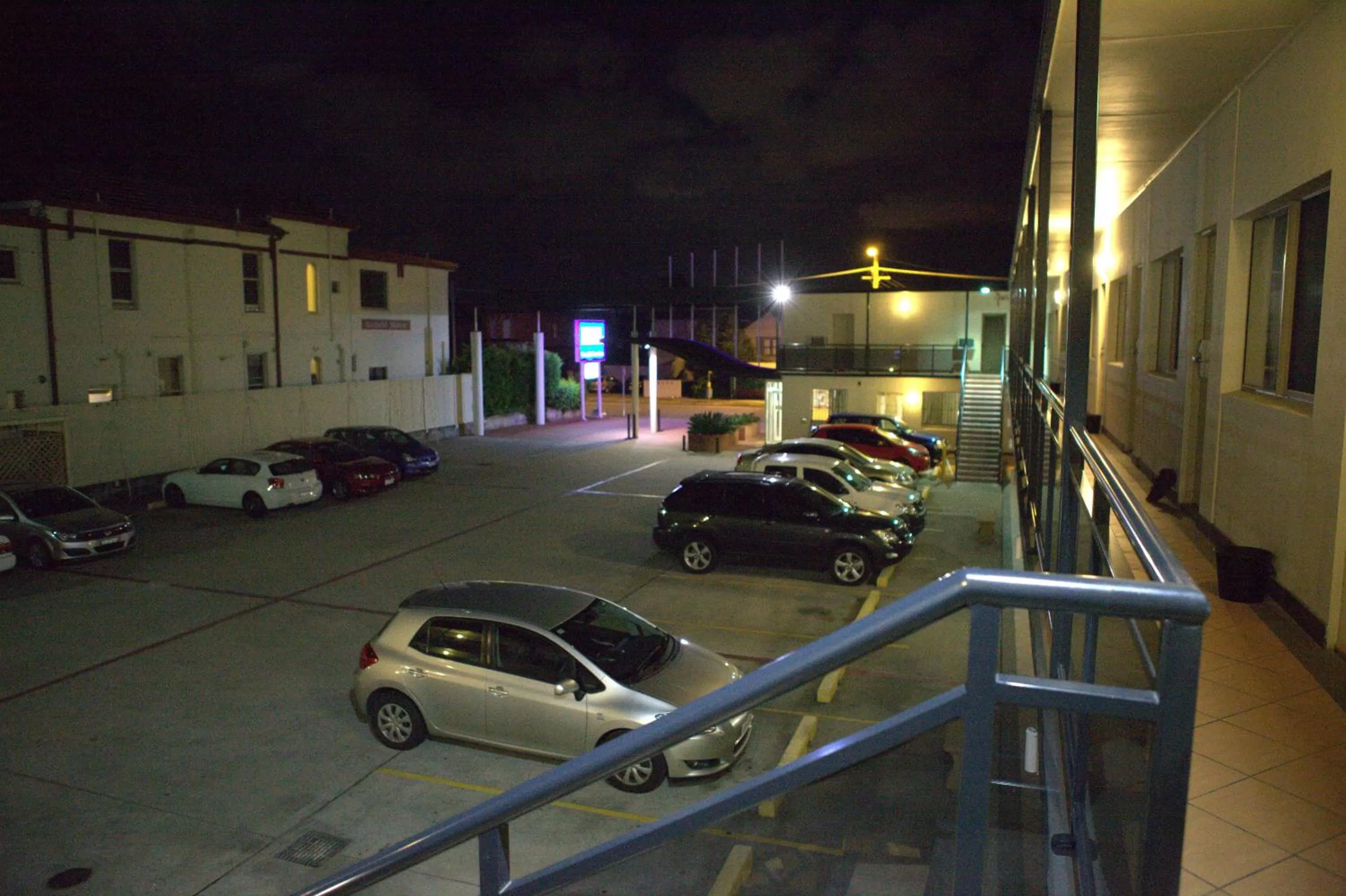 Facade/entrance in Westside Motor Inn