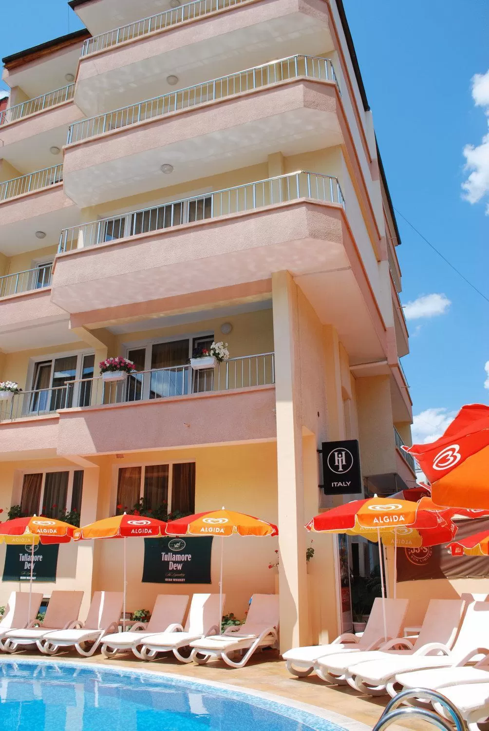 Property building in Italia Hotel