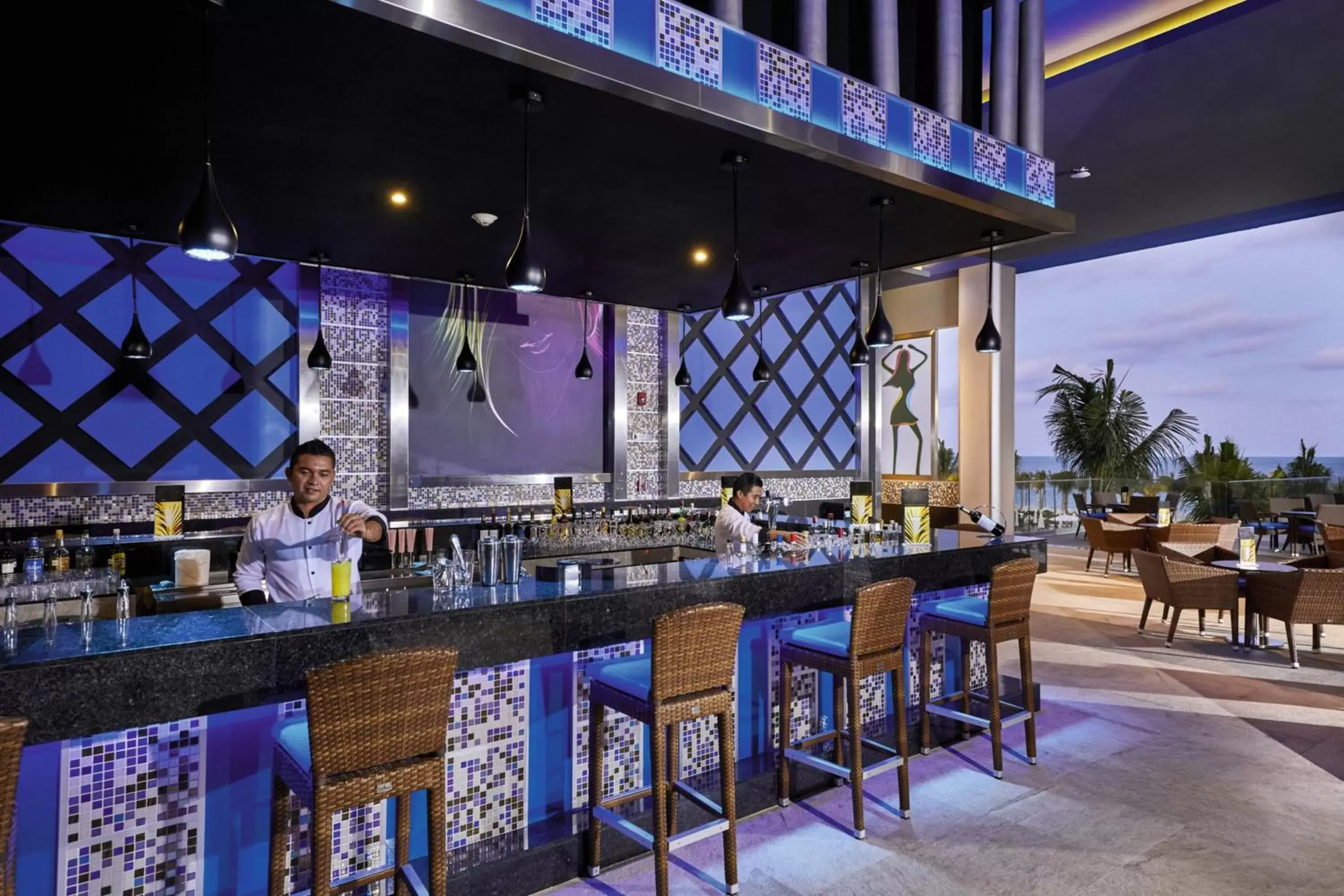 Drinks, Restaurant/Places to Eat in Riu Palace Costa Mujeres - All Inclusive