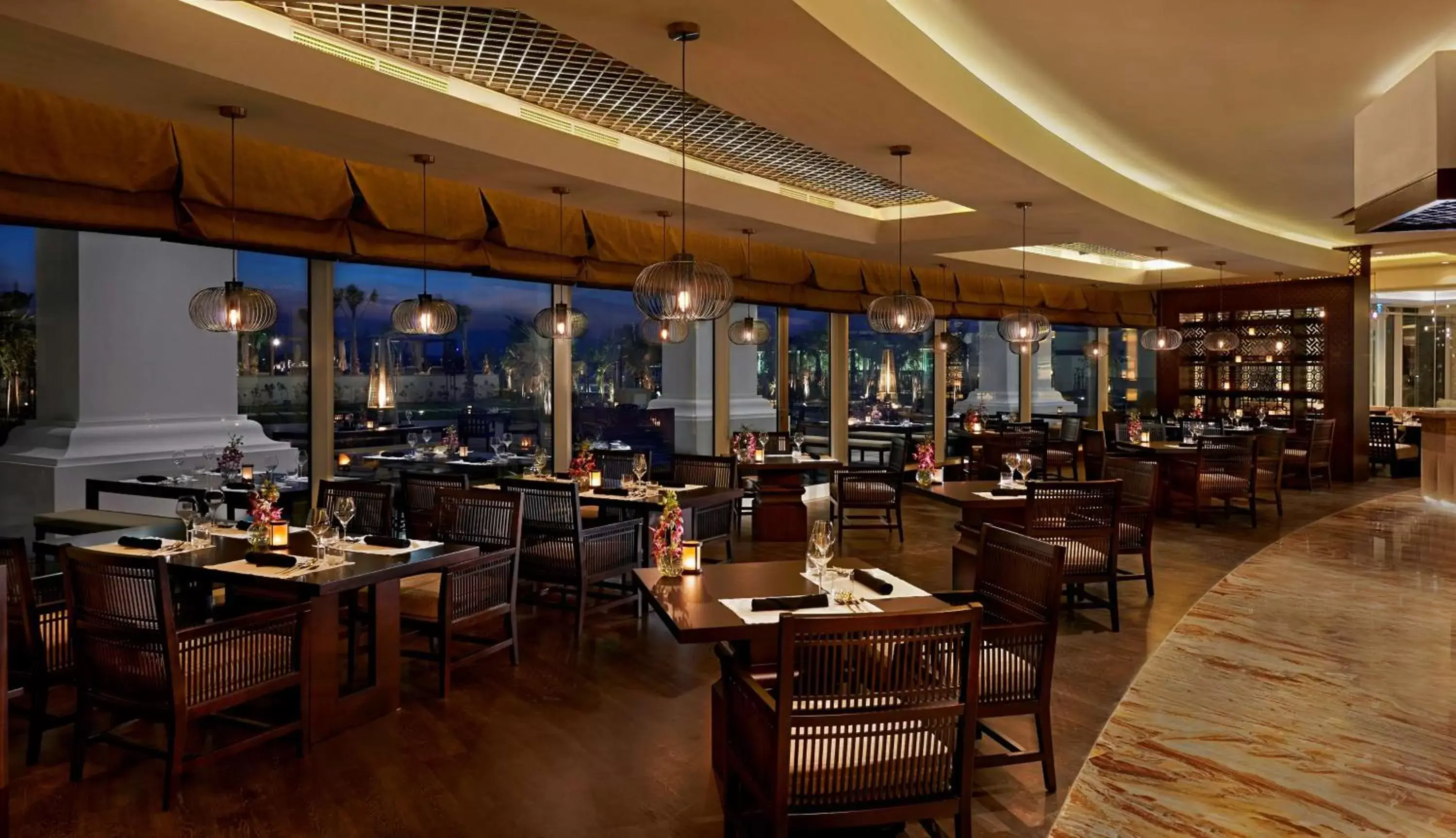 Restaurant/Places to Eat in Waldorf Astoria Dubai Palm Jumeirah