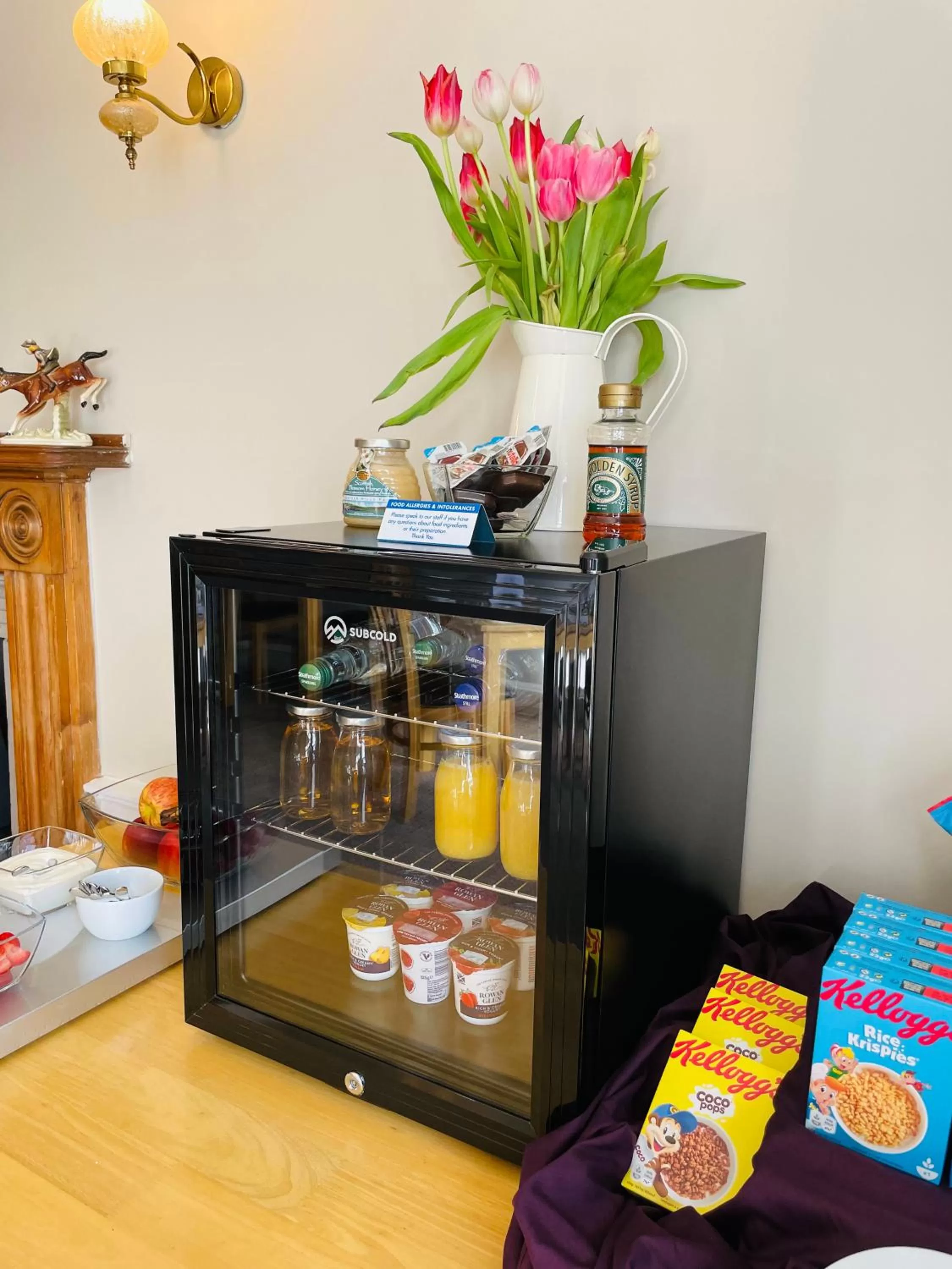 Breakfast in West Plean House