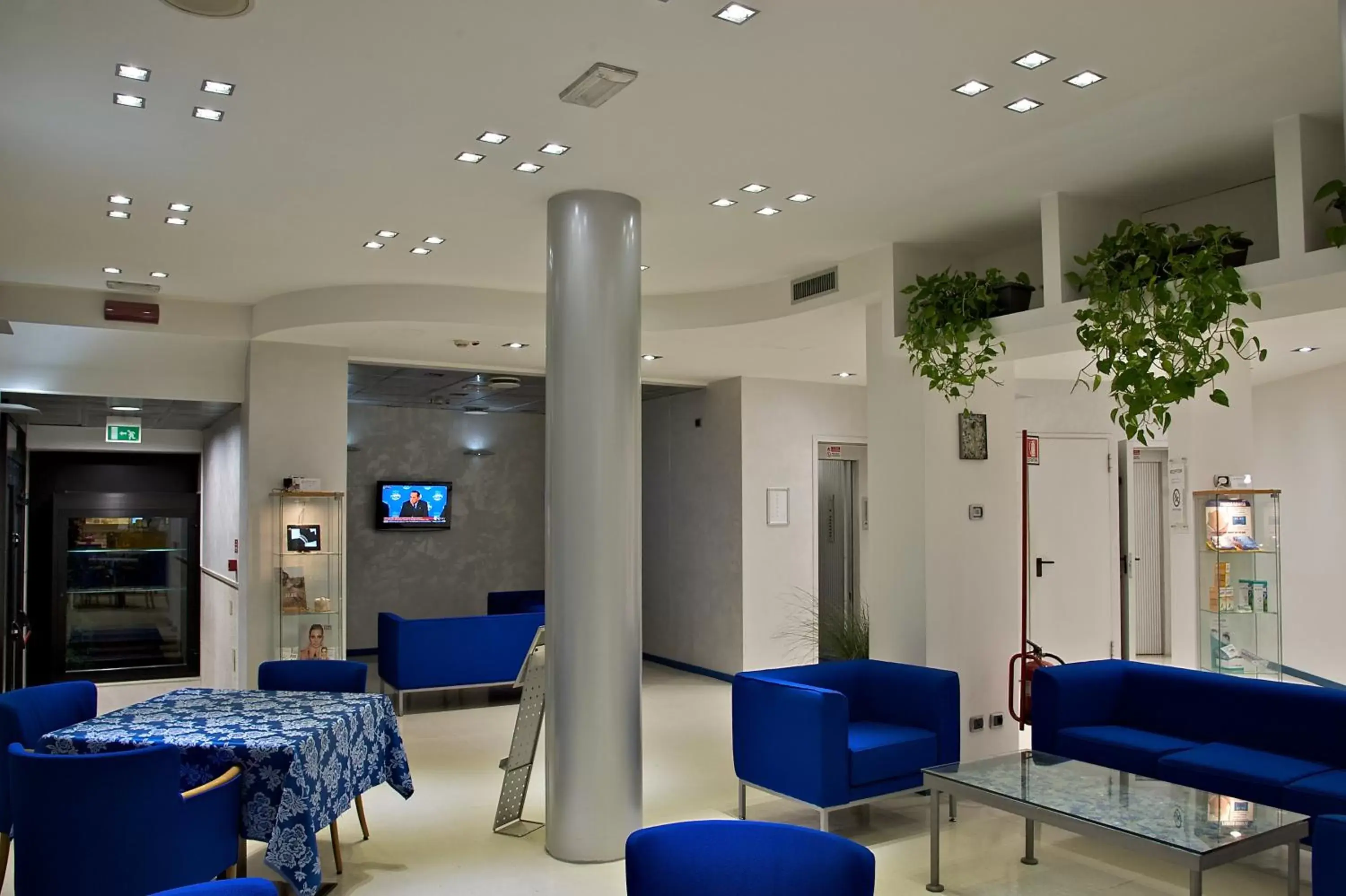 Area and facilities, Lounge/Bar in Sam Hotel