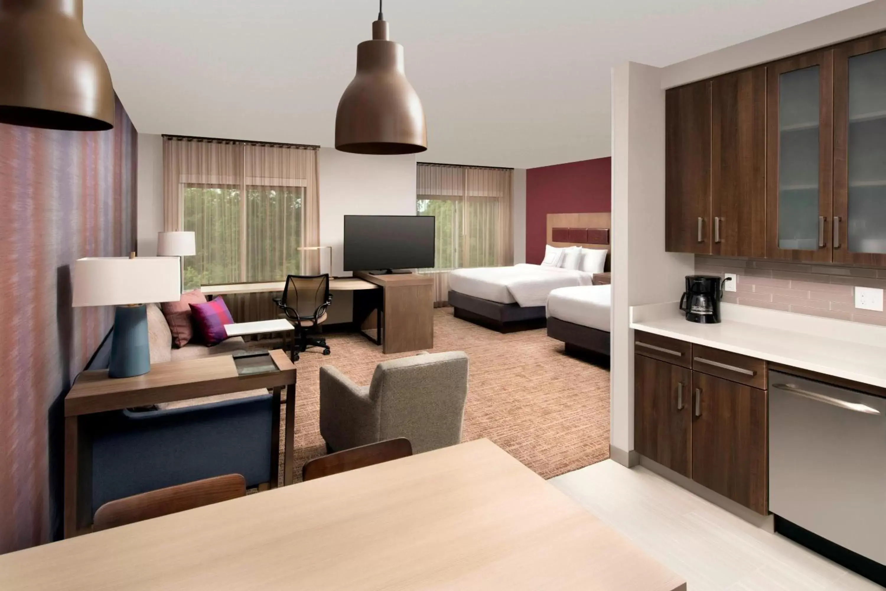 Photo of the whole room, Kitchen/Kitchenette in Residence Inn by Marriott Baltimore Owings Mills