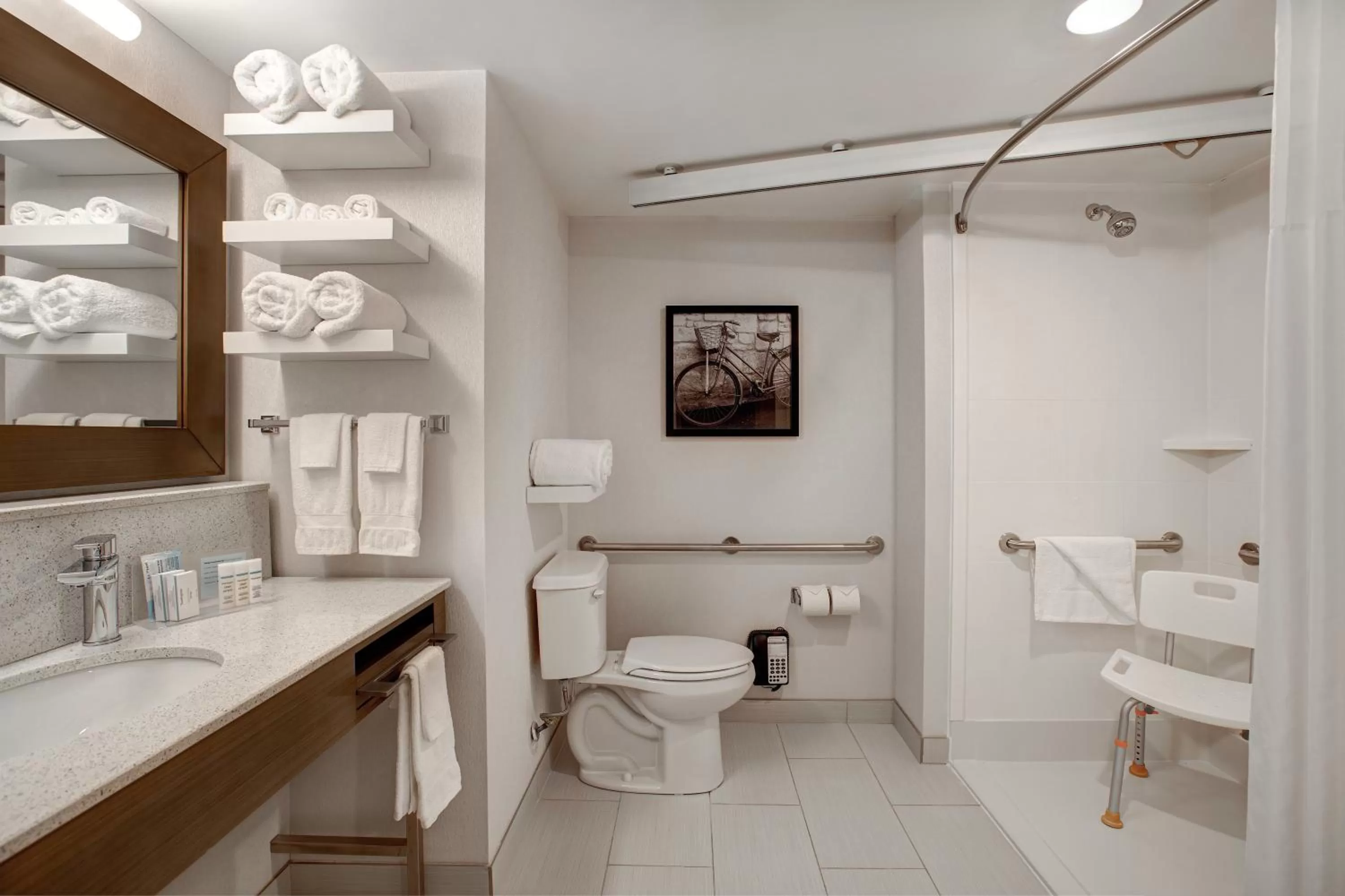 Ramada by Wyndham St Paul AB