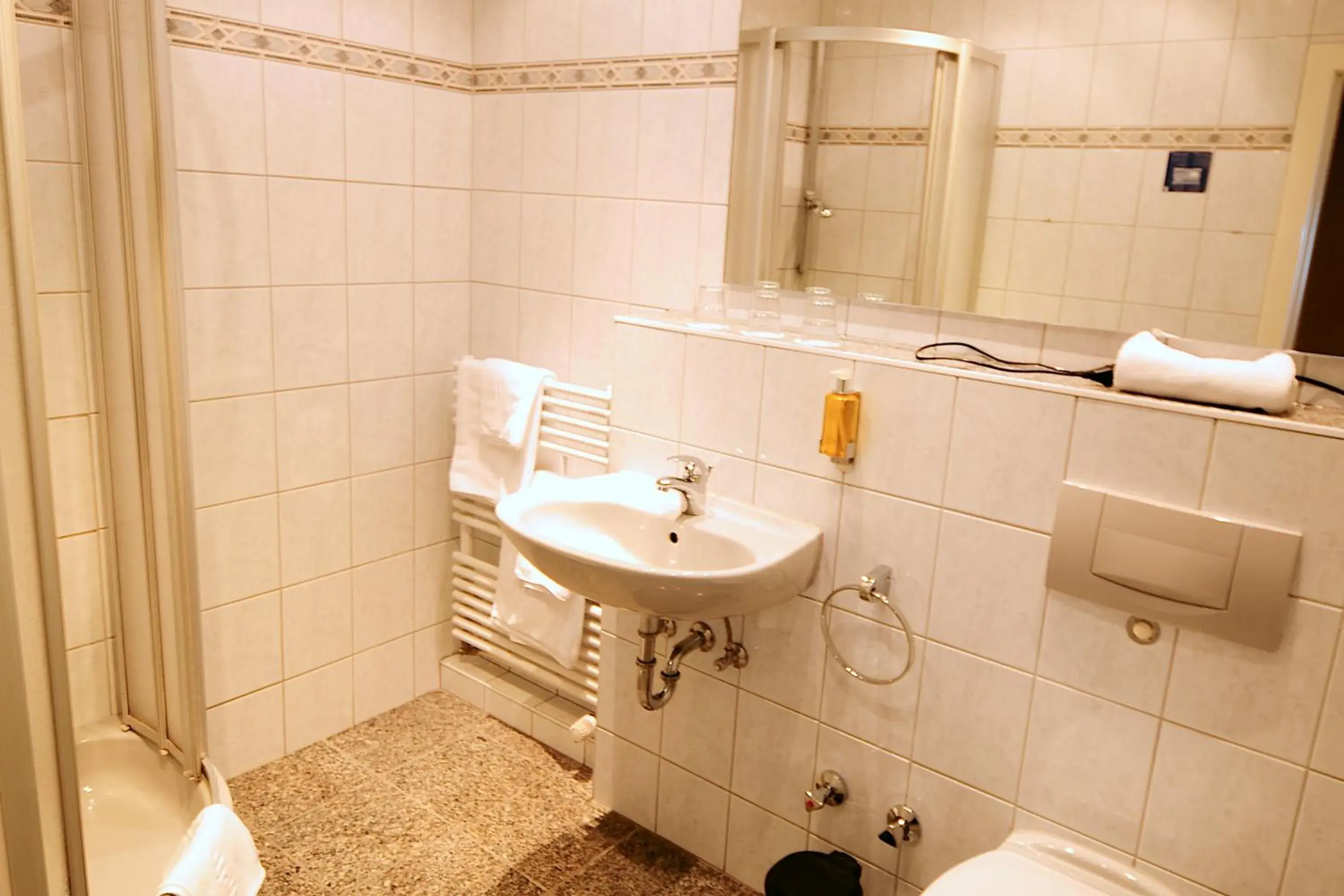 Bathroom in Hotel am Kieler Schloss Kiel by Premiere Classe
