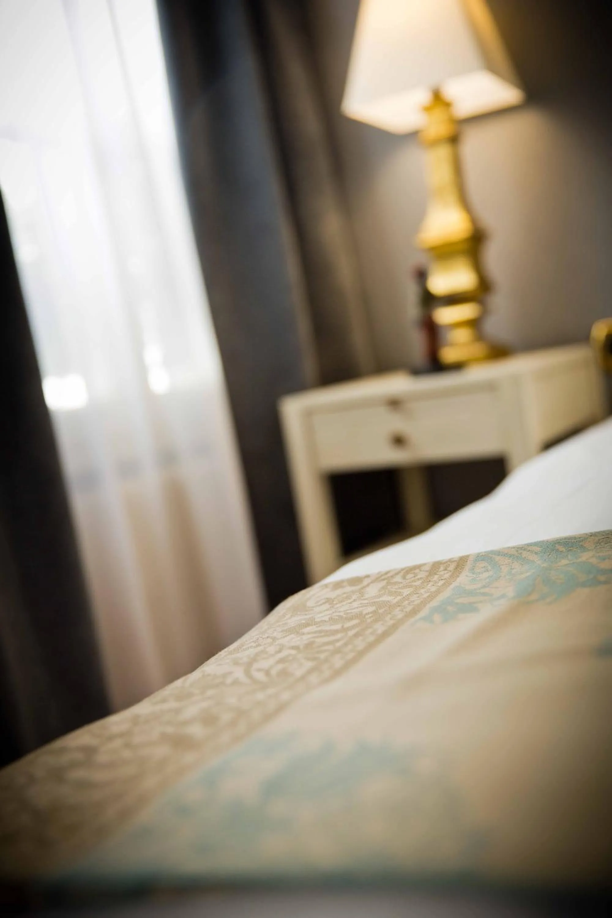 Other, Bed in Champerret Heliopolis