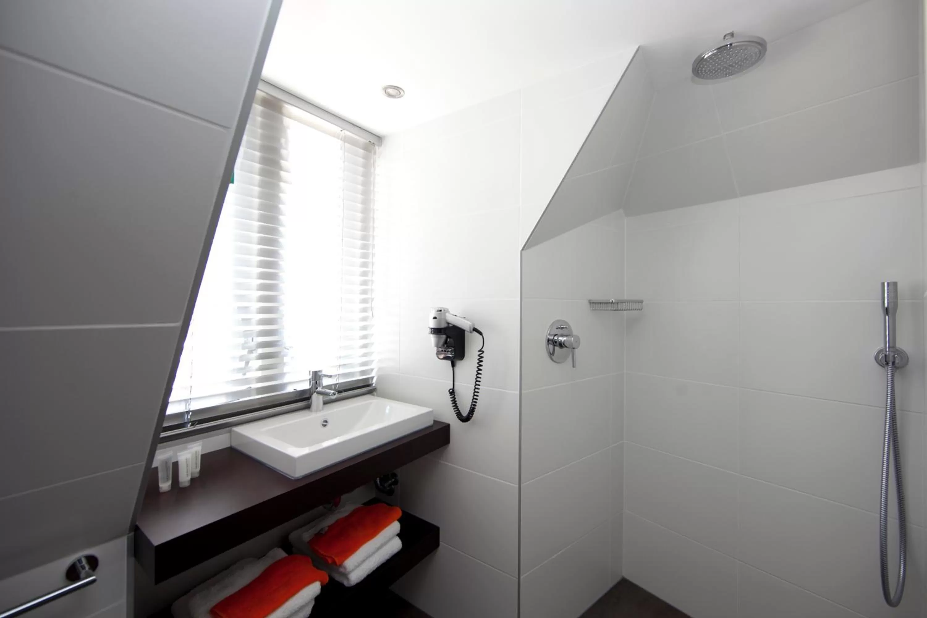 Bathroom in Hotel Bella Ciao