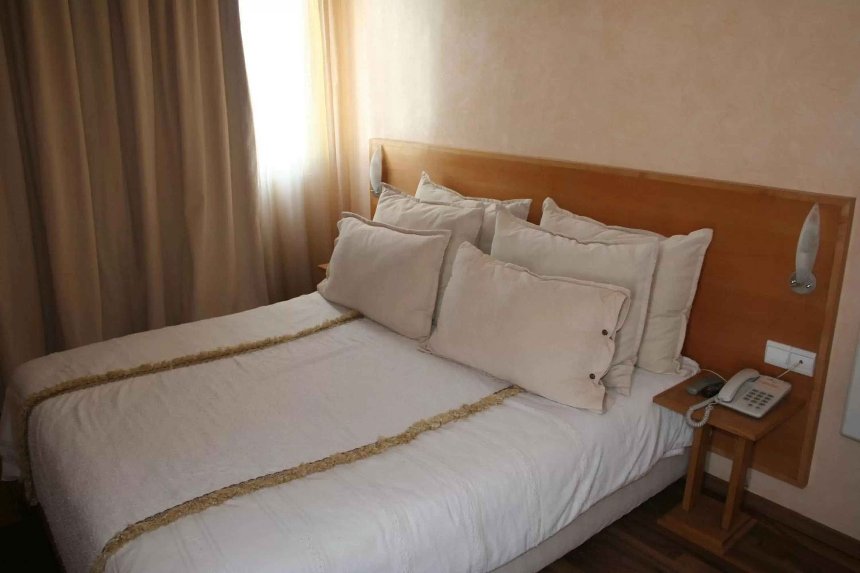 Bedroom, Bed in Casablanca Suites & Spa