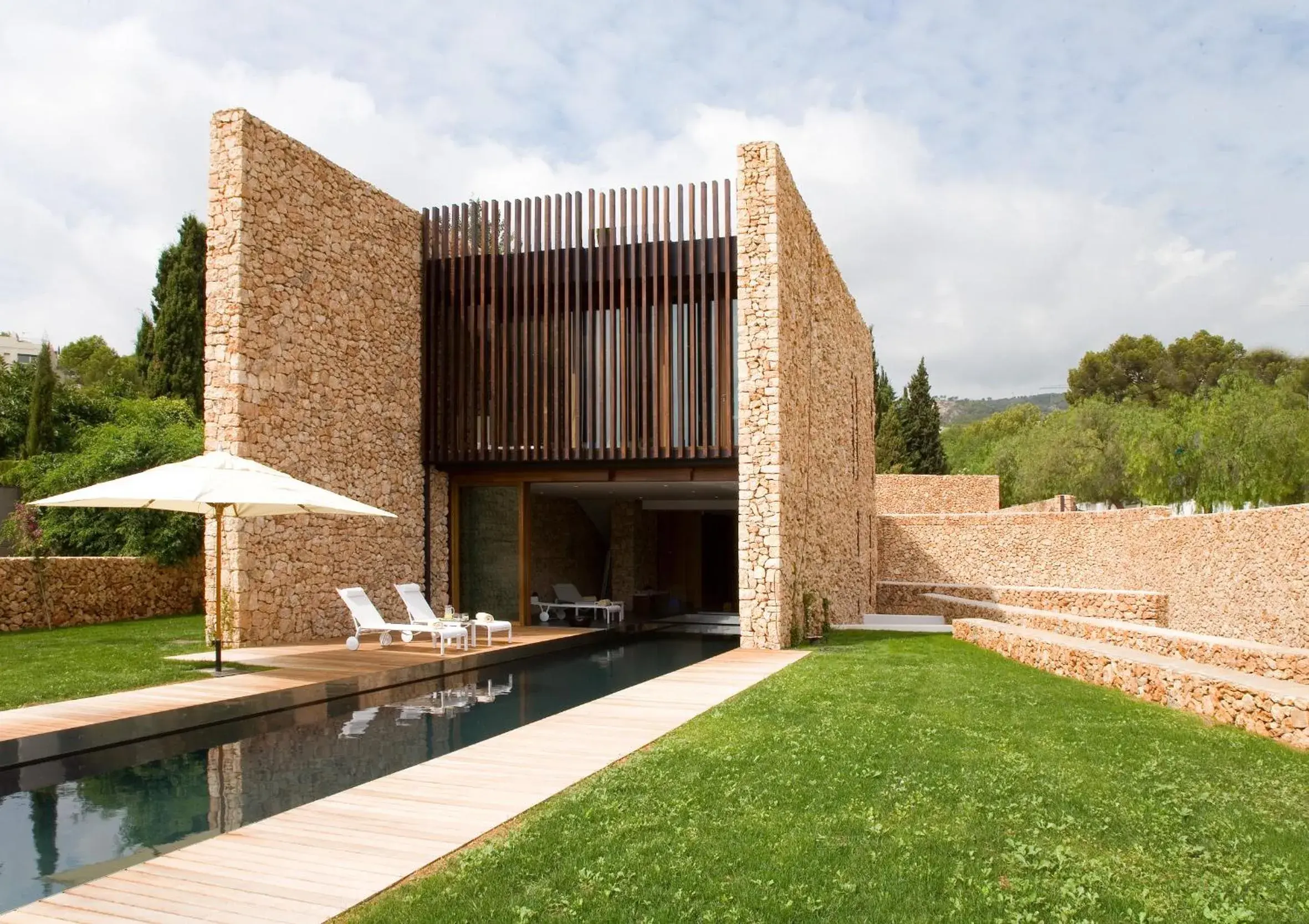 Swimming Pool in Hotel Hospes Maricel y Spa