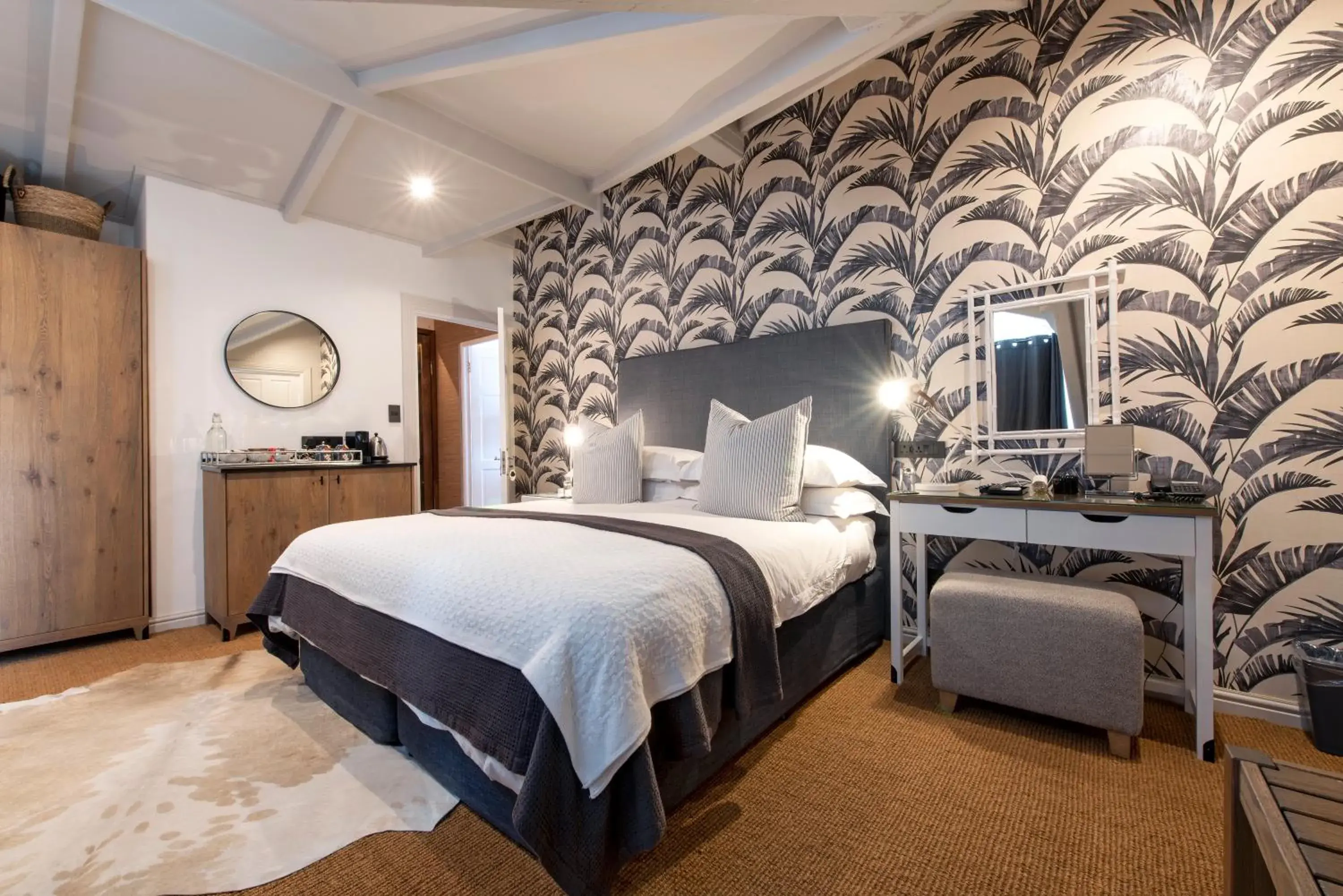 Bedroom, Bed in Blackheath Lodge by The Oyster Collection