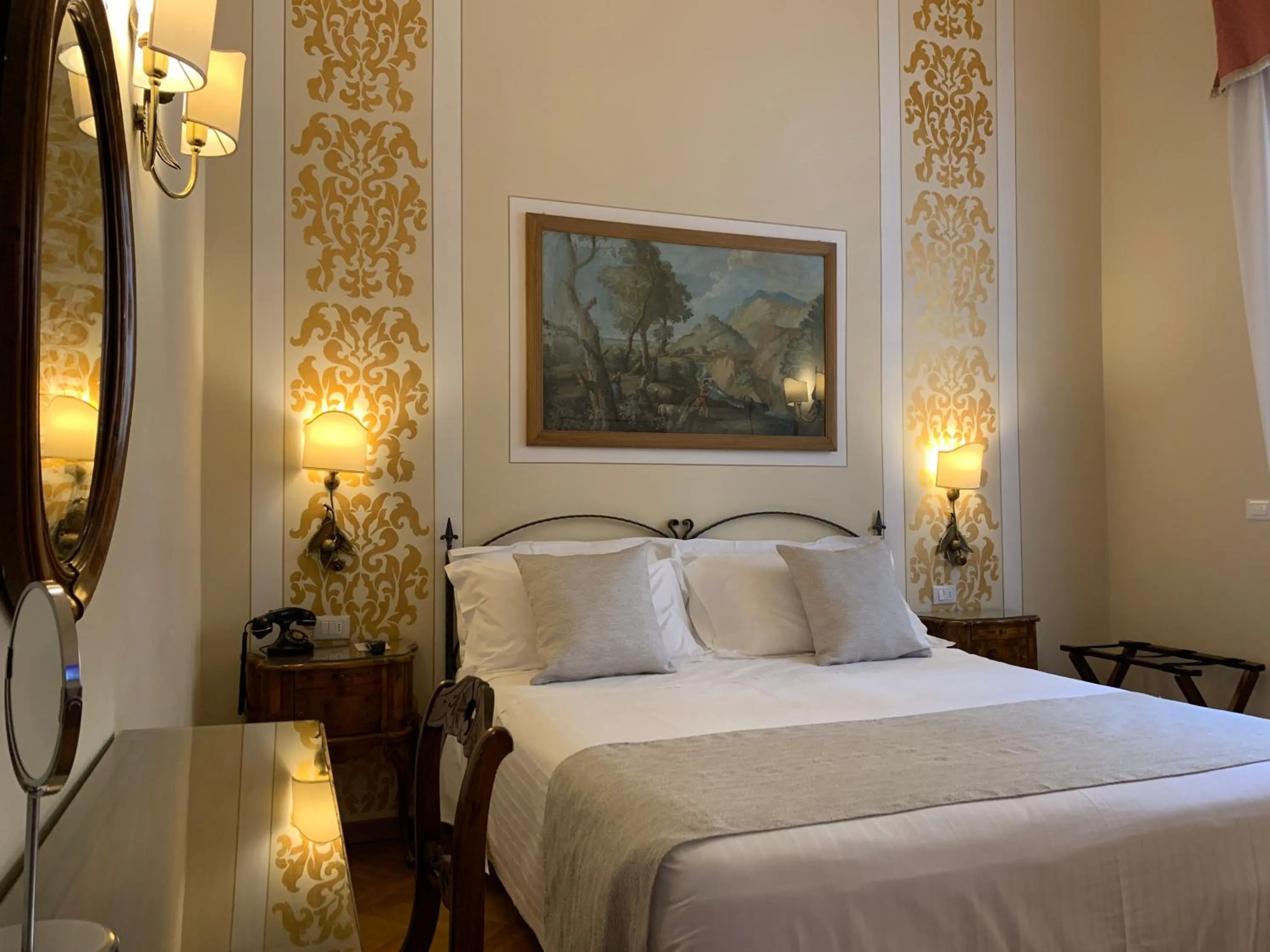 Photo of the whole room, Bed in Hotel David