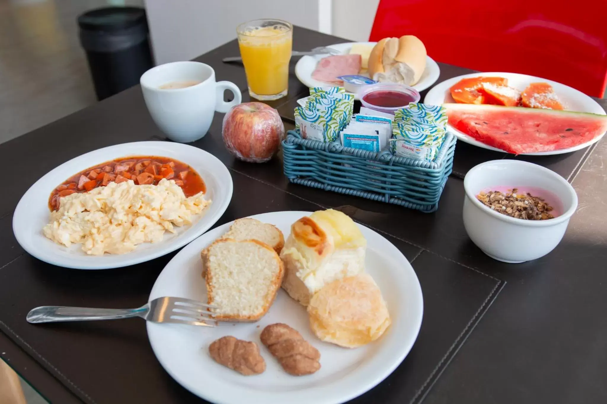 Breakfast in ibis budget Muriae