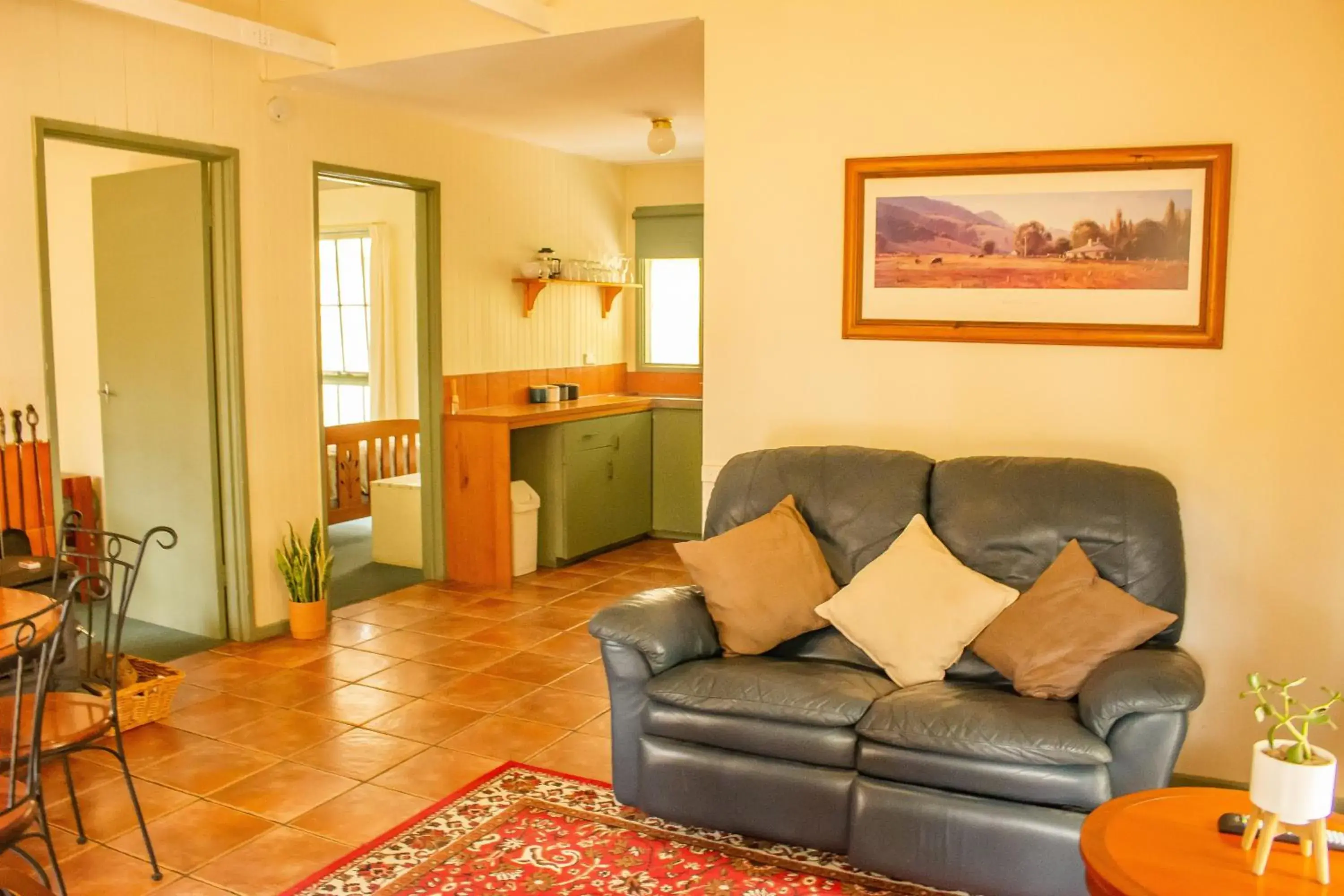 Living room, Seating Area in Kalimna Woods Cottages