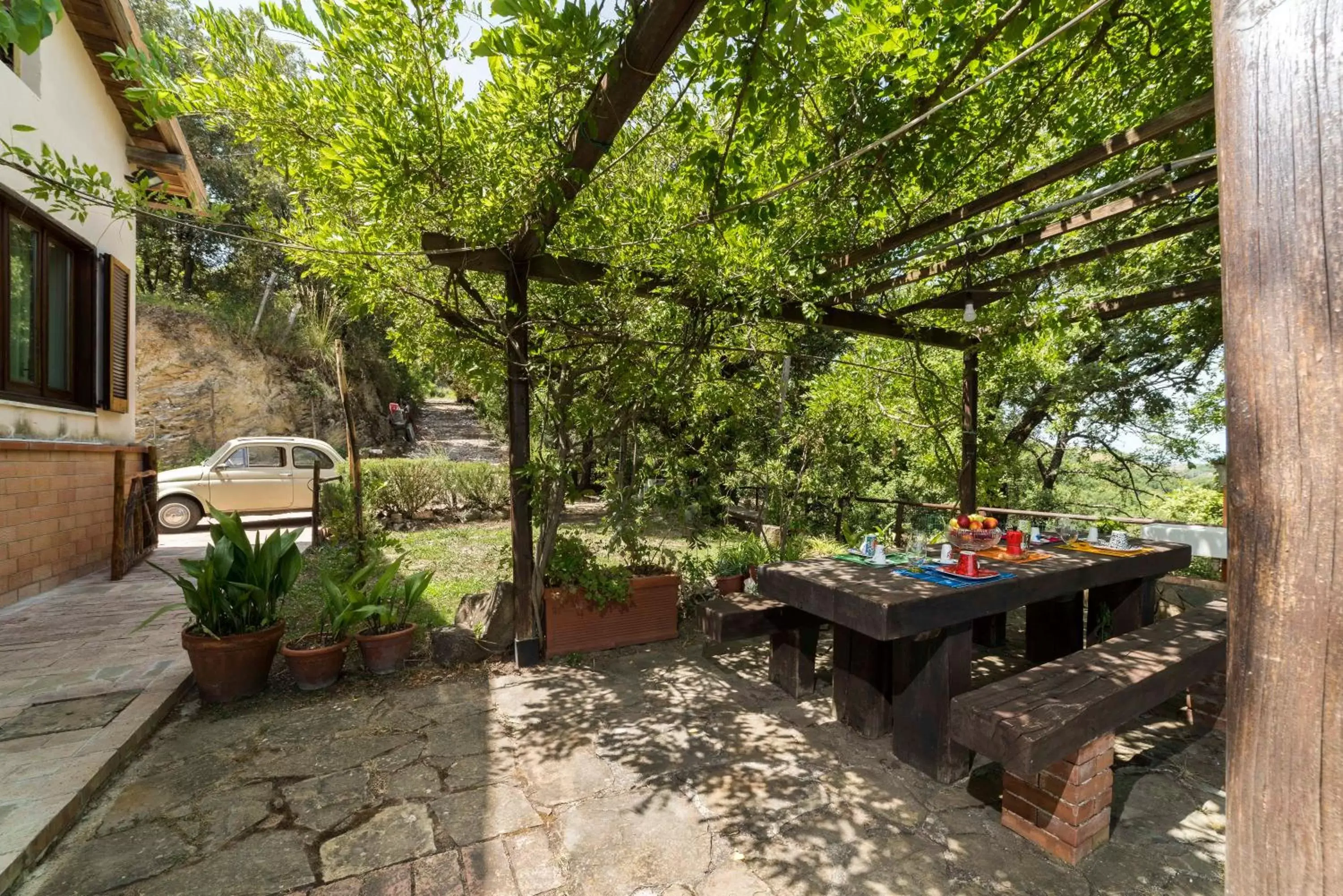 Property building, BBQ Facilities in B&B Albachiara Casa di Campagna