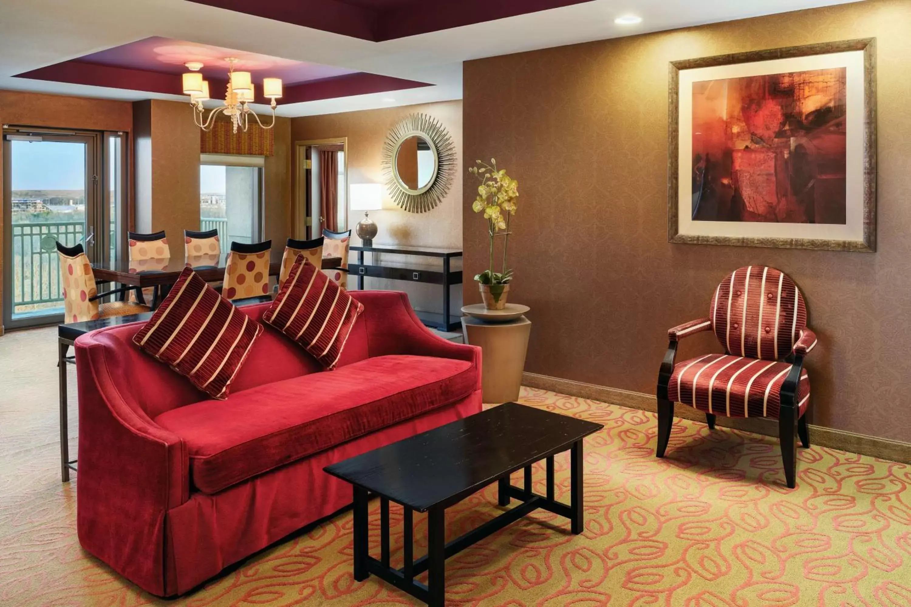 Living room, Seating Area in Embassy Suites by Hilton Charlotte Concord Golf Resort & Spa