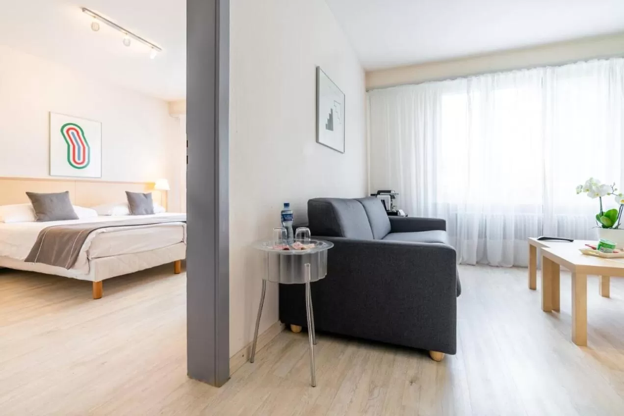 Bed in Hôtel Des Arts