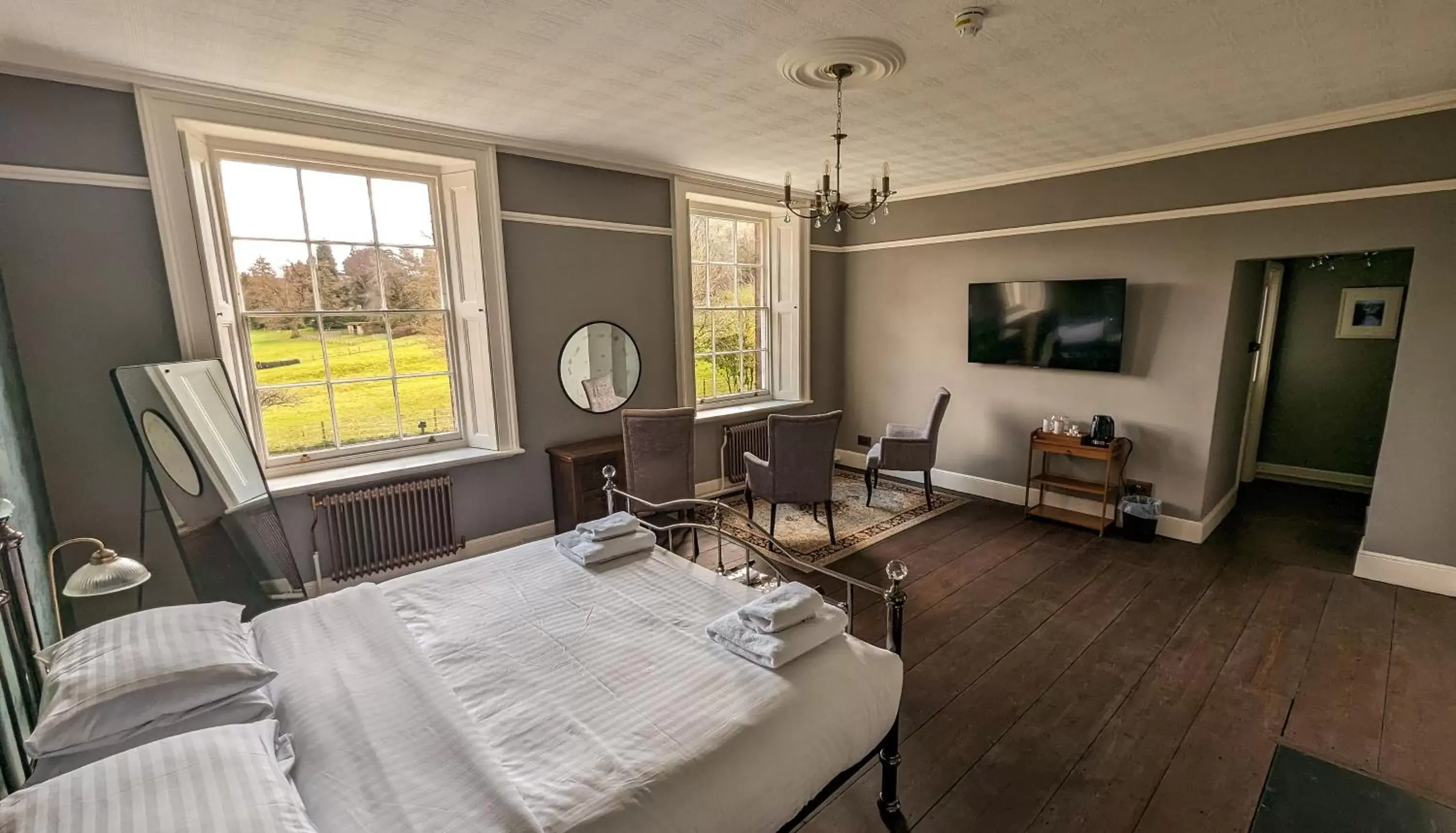 Bedroom, Dining Area in Oakhill