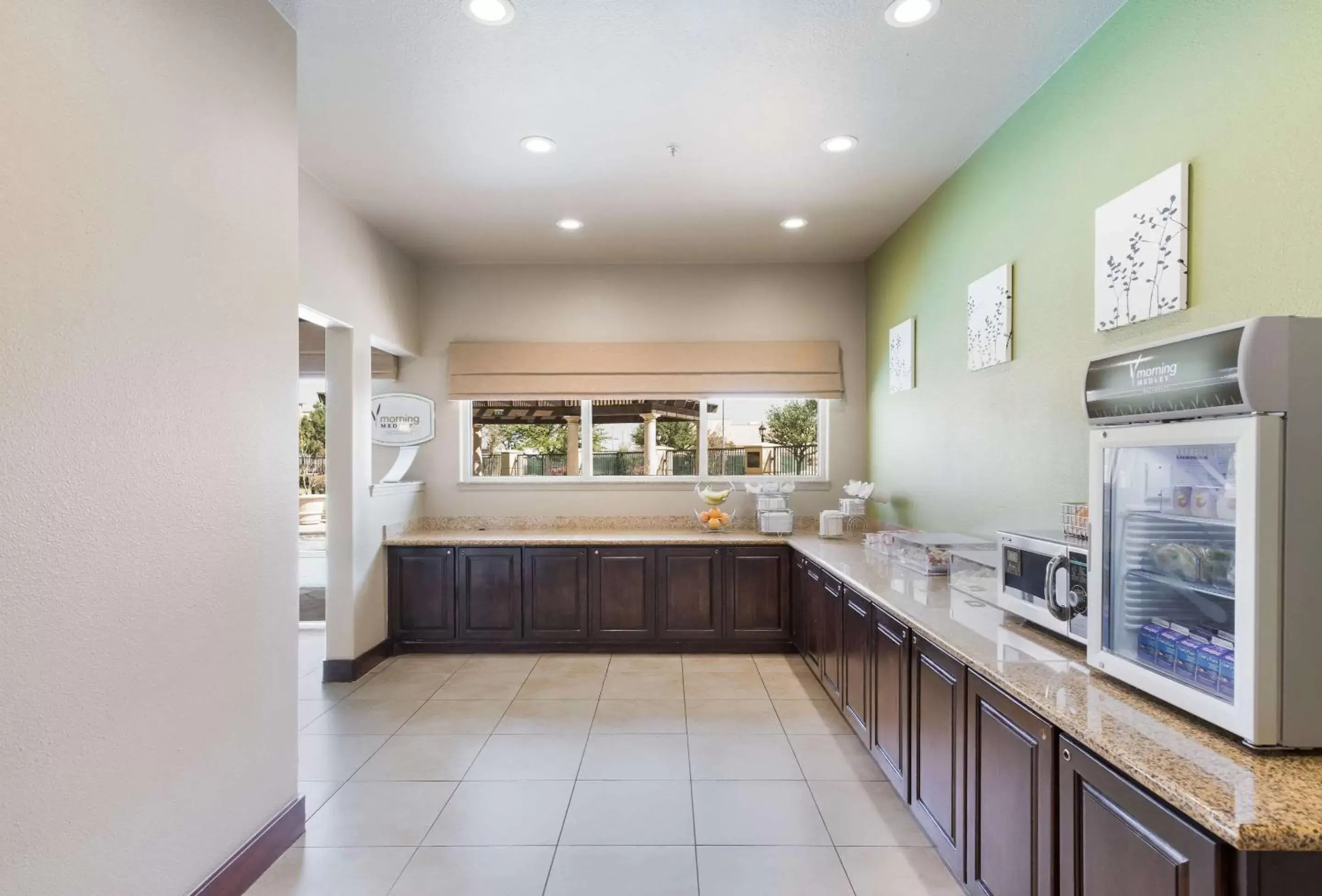 Restaurant/places to eat in Sleep Inn & Suites Midland West Restaurant/places to eat in Sleep Inn & Suites Midland West