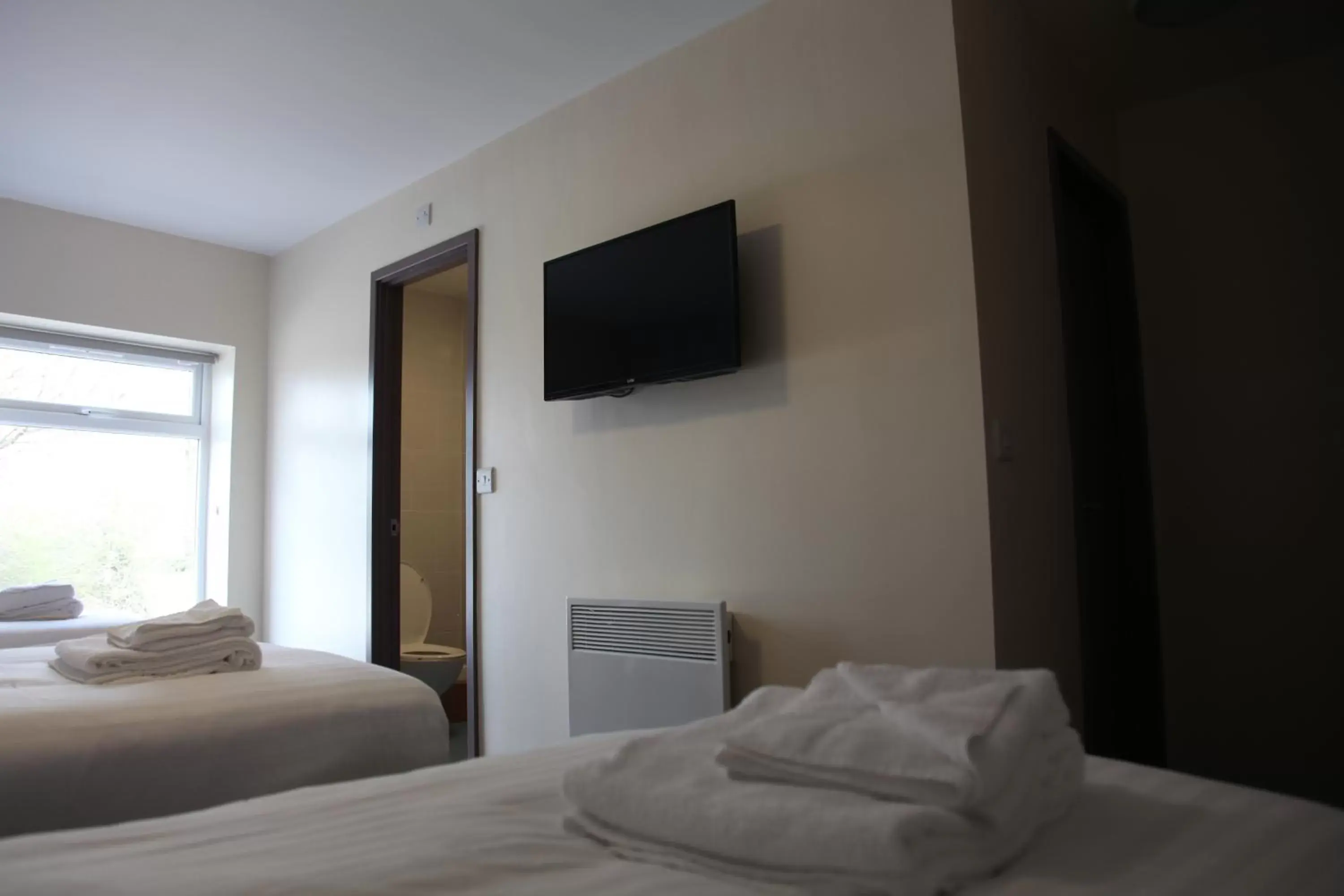 Triple Room in Liberal House Tamworth Triple Room in Liberal House Tamworth