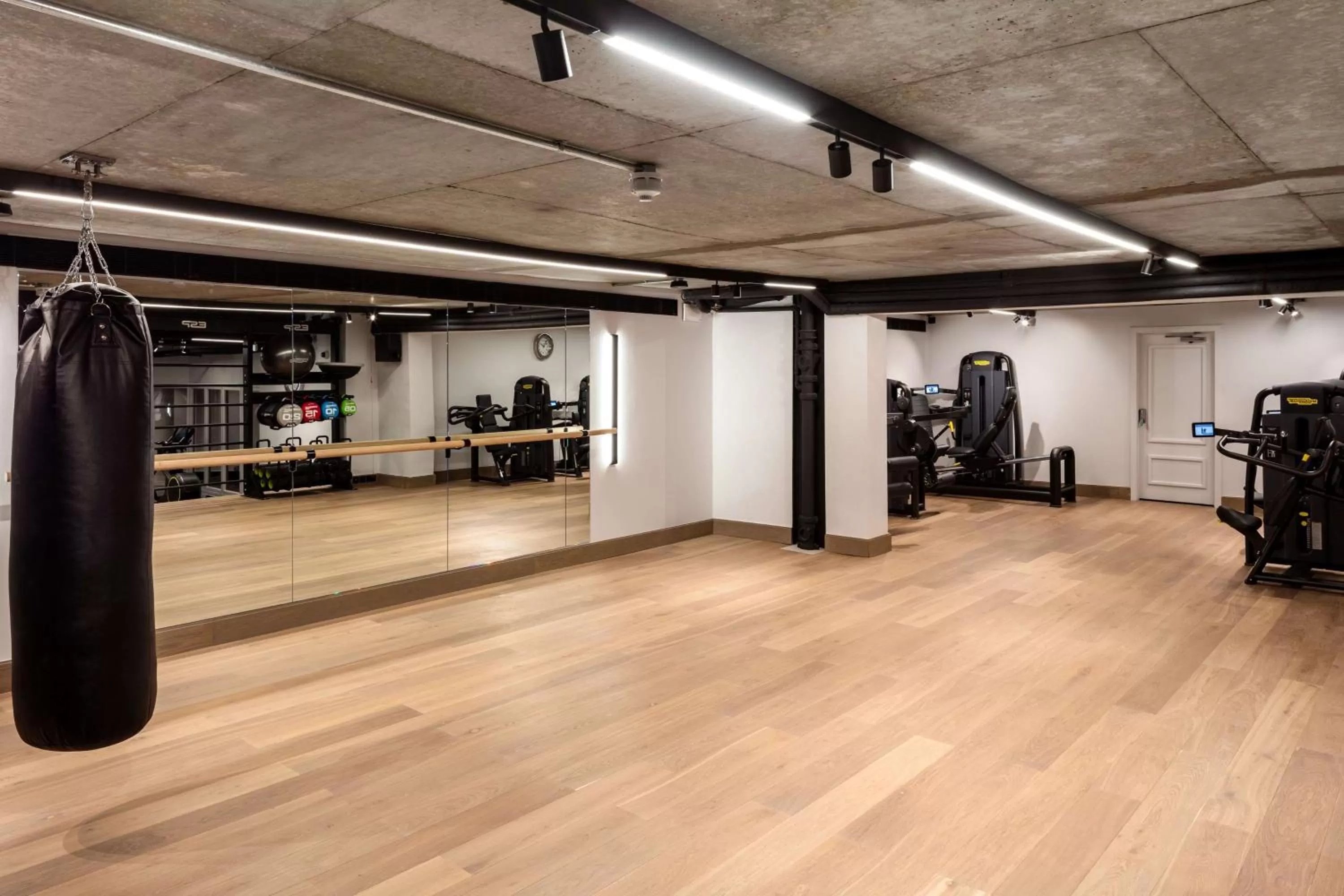 Activities in Radisson Blu Hotel, London Heathrow