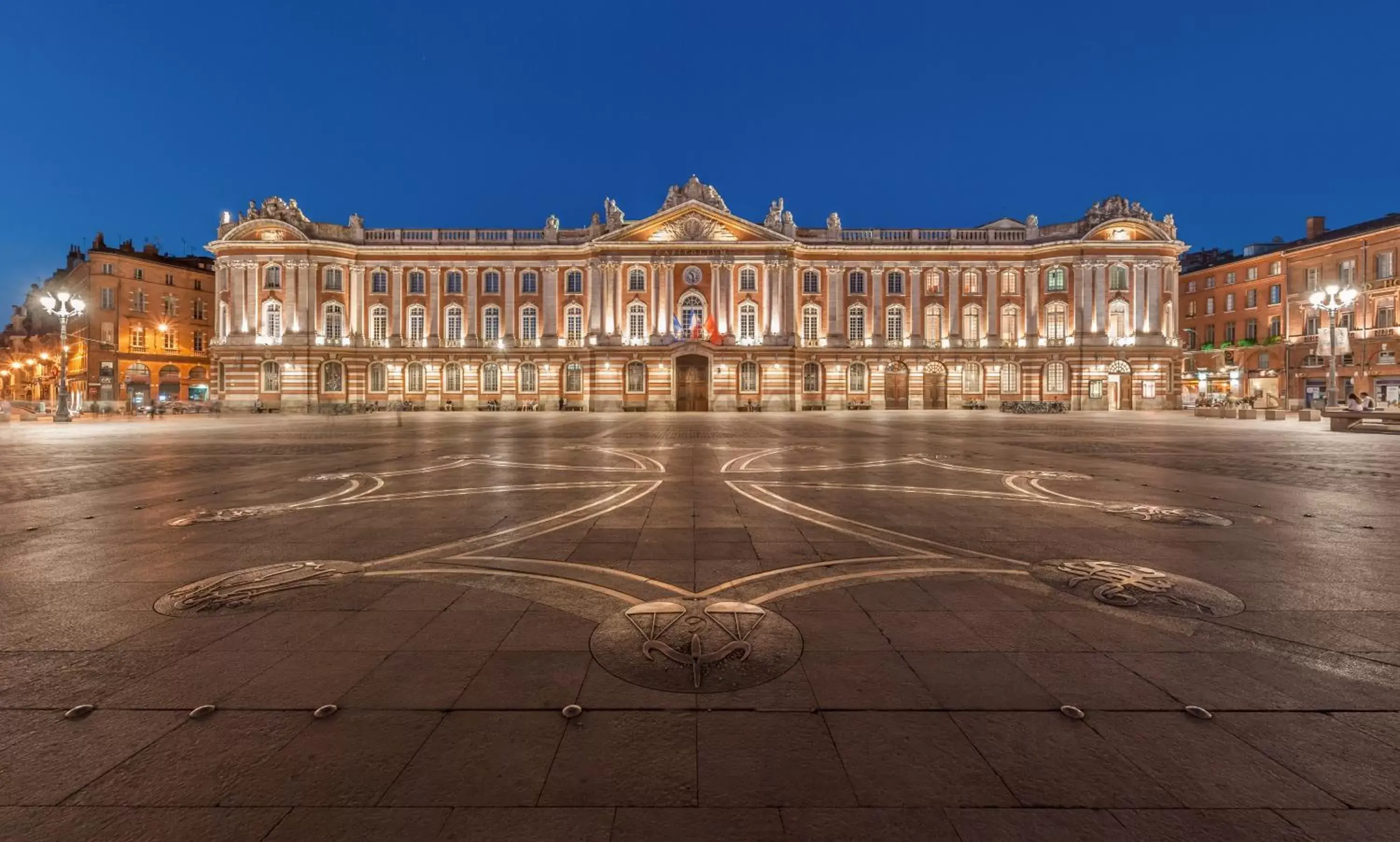 Neighbourhood, Property Building in Hotel de Bordeaux