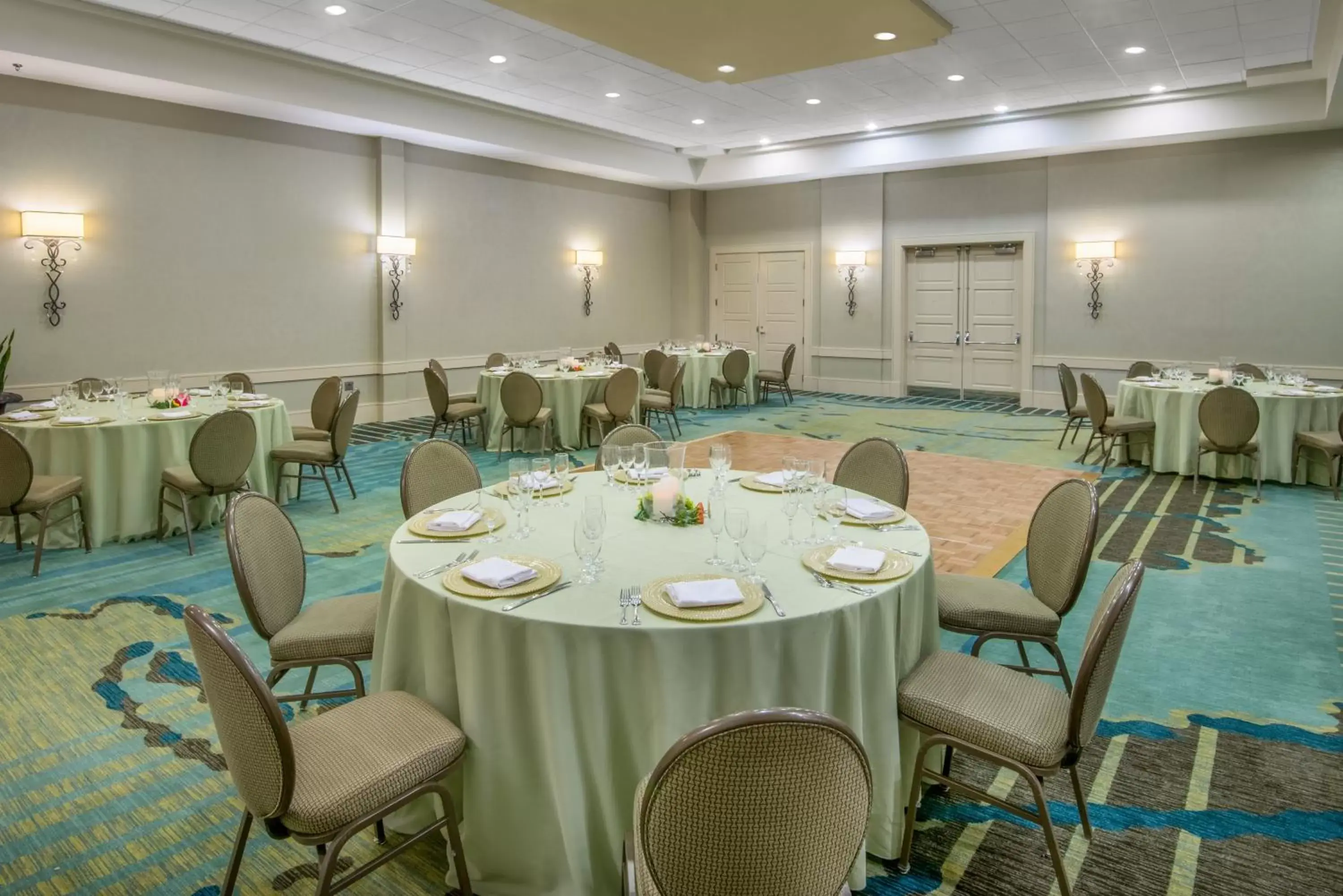 Meeting/conference room, Banquet Facilities in Crowne Plaza Charleston, an IHG Hotel