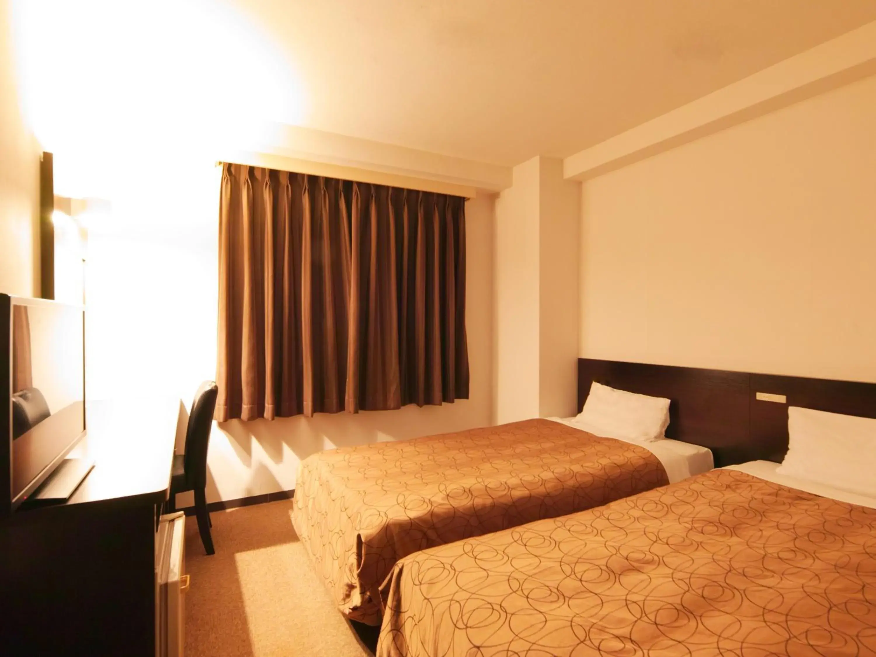 Photo of the whole room, Bed in Kumamoto Green Hotel