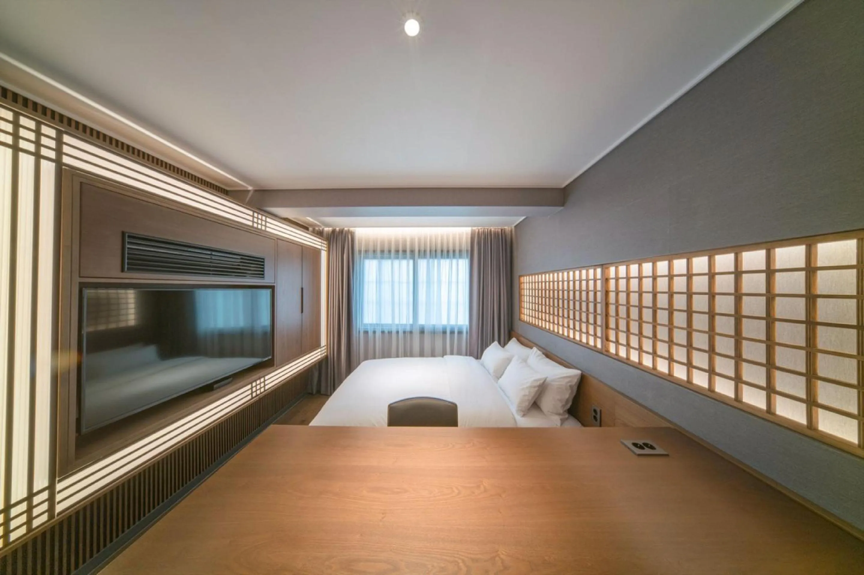 Bed in Yeon Hwa Moon Hotel