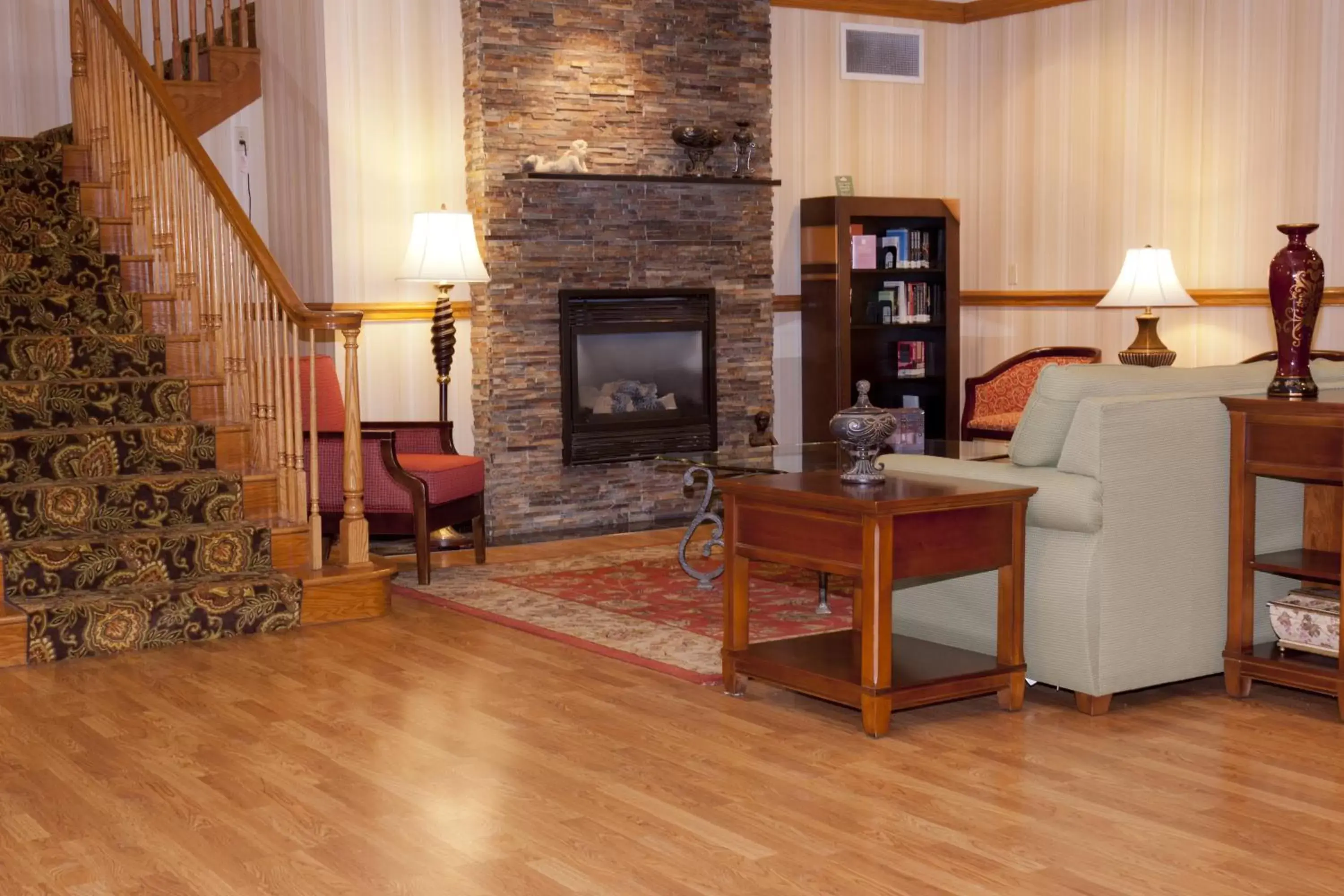 Lobby or reception, Seating Area in Country Inn & Suites by Radisson, Macedonia, OH