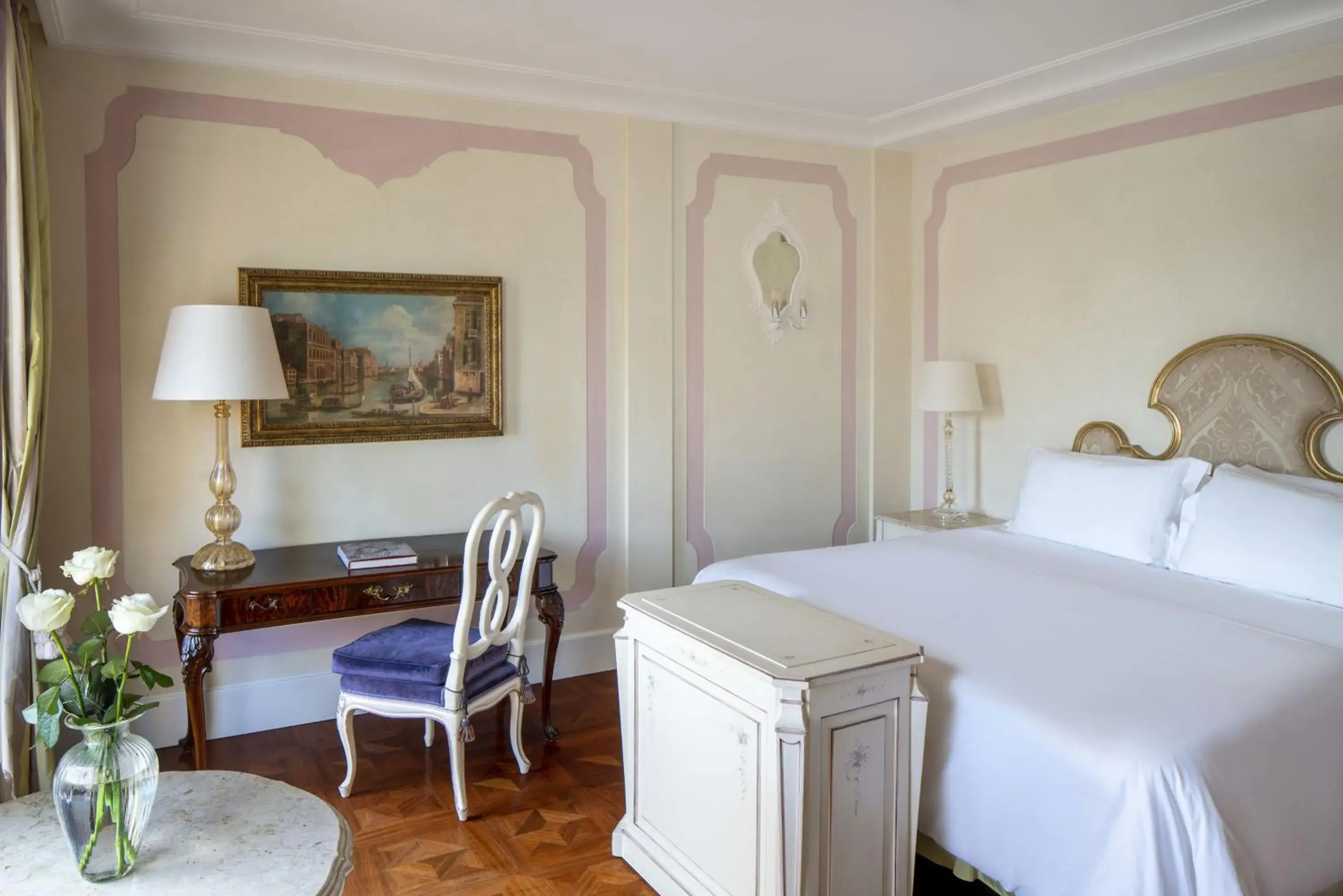 Bedroom, Bed in Hotel Cipriani, A Belmond Hotel, Venice Bedroom, Bed in Hotel Cipriani, A Belmond Hotel, Venice