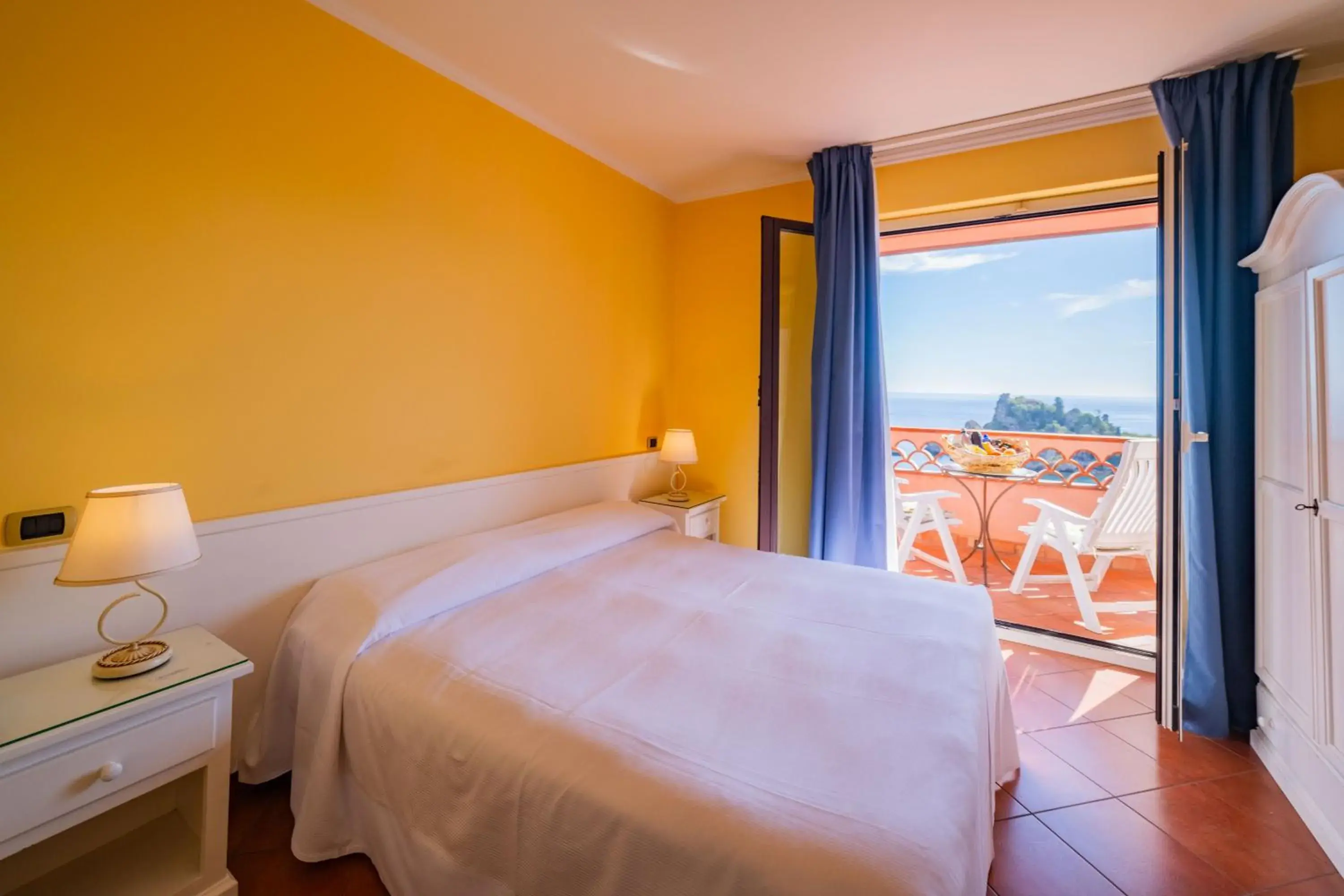 Deluxe Double Room with Balcony and Sea View in Mendolia Beach Hotel Deluxe Double Room with Balcony and Sea View in Mendolia Beach Hotel