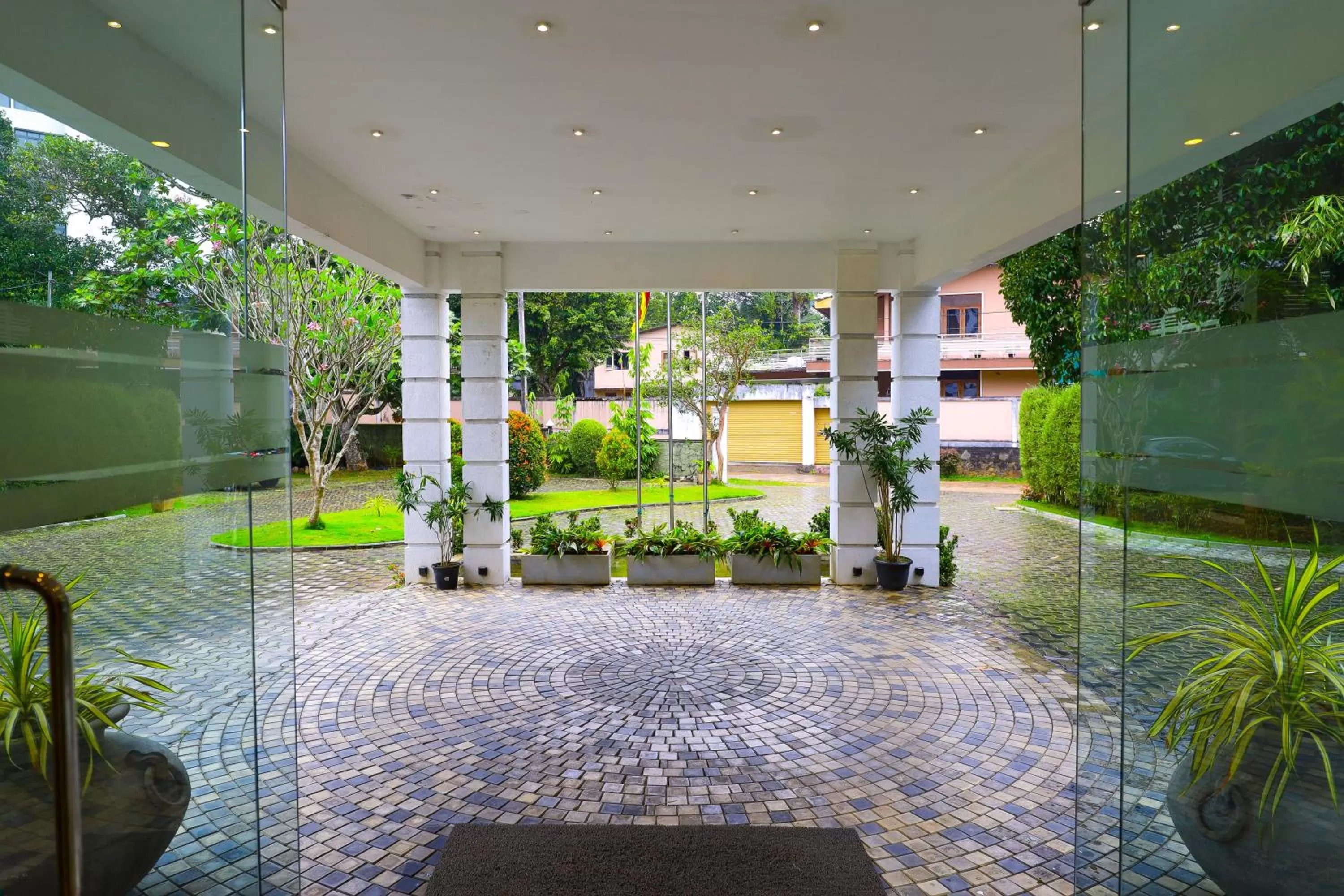 Patio in Hotel Ganthera Kandy