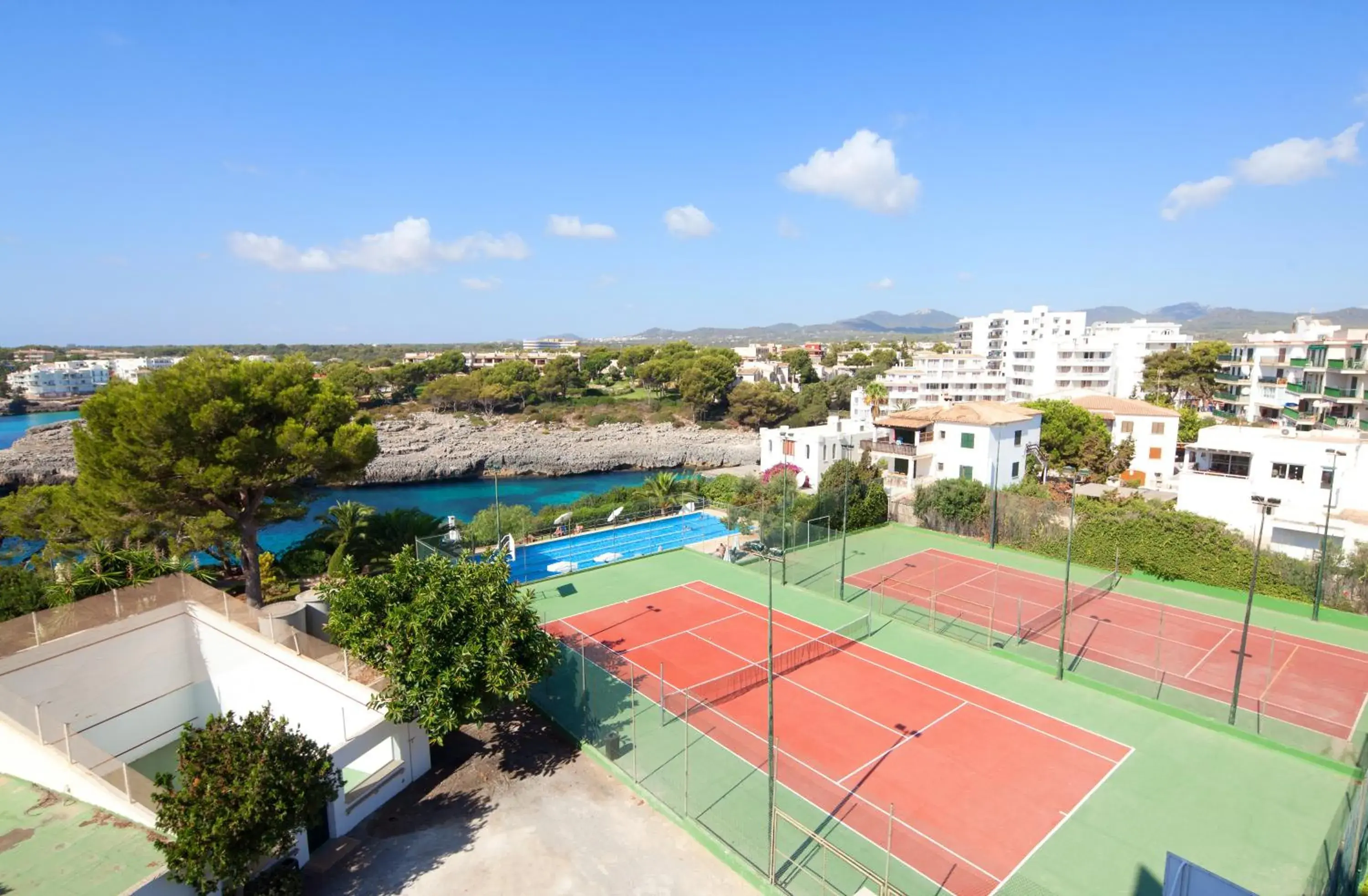Fishing, Tennis/Squash in Js Cape Colom - Adults Only